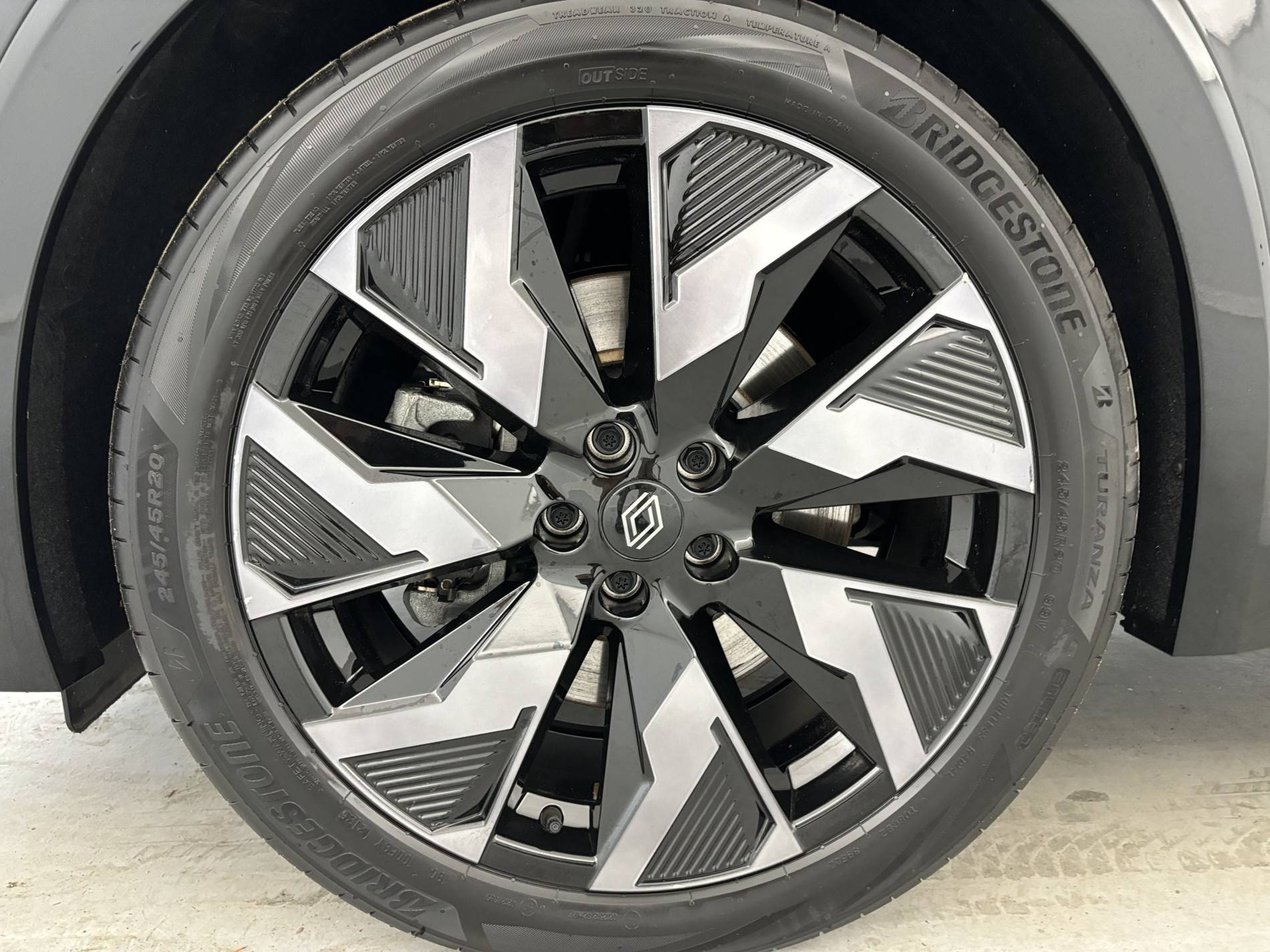 Vente en ligne Renault Rafale  E-Tech full hybrid 200 ch au prix de 40 990 €