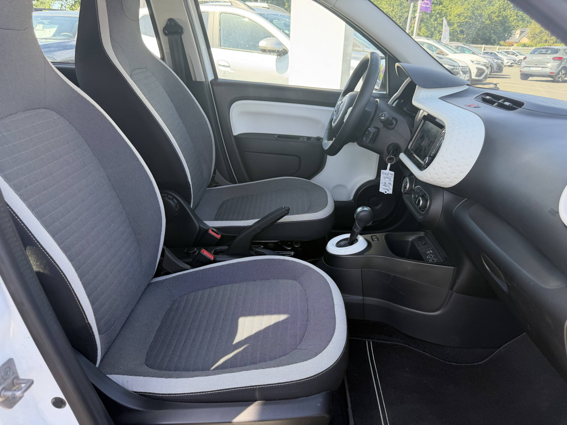 Vente en ligne Renault Twingo Electrique Twingo III Achat Intégral - 21 au prix de 12 790 €