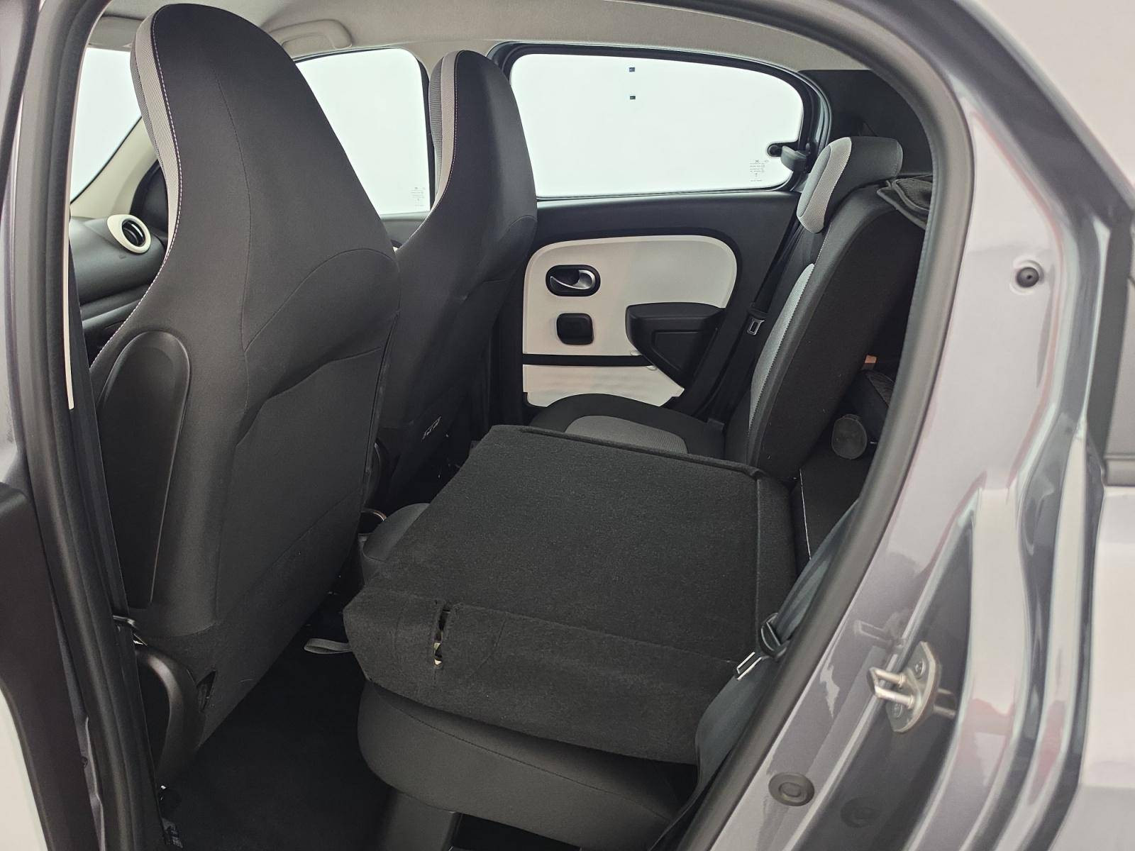 Vente en ligne Renault Twingo Electrique Twingo III E-Tech au prix de 14 890 €