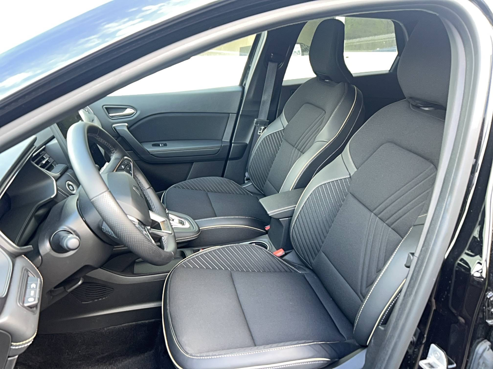 Vente en ligne Renault Symbioz  E-Tech full hybrid 145 au prix de 28 790 €