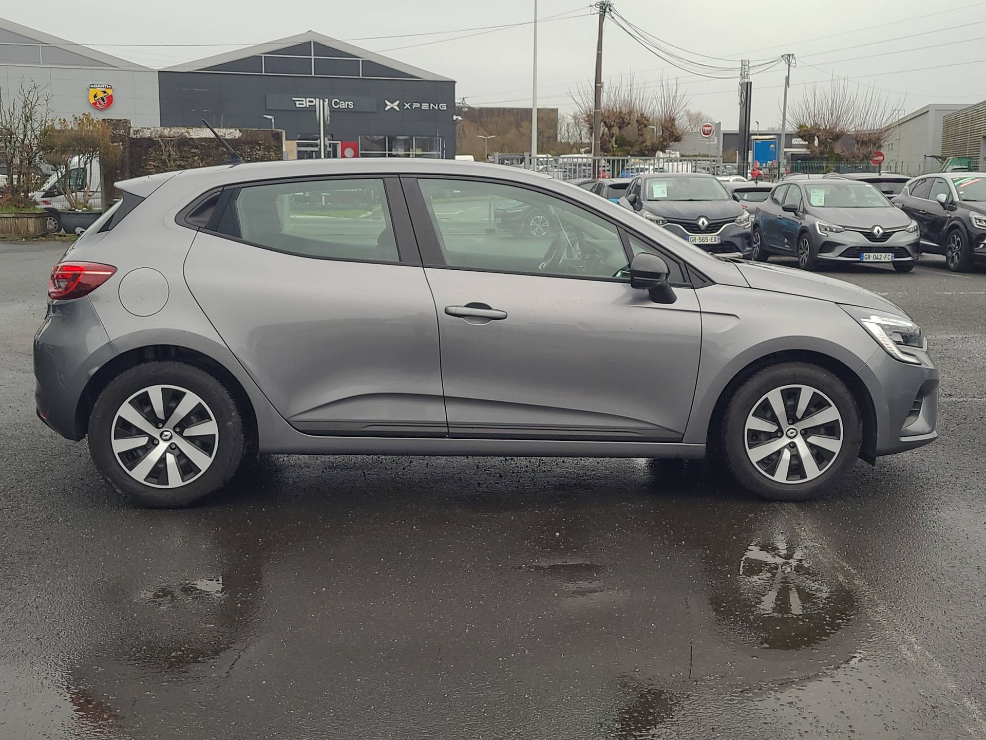 Vente en ligne Renault Clio 5 Clio TCe 90 au prix de 13 990 €