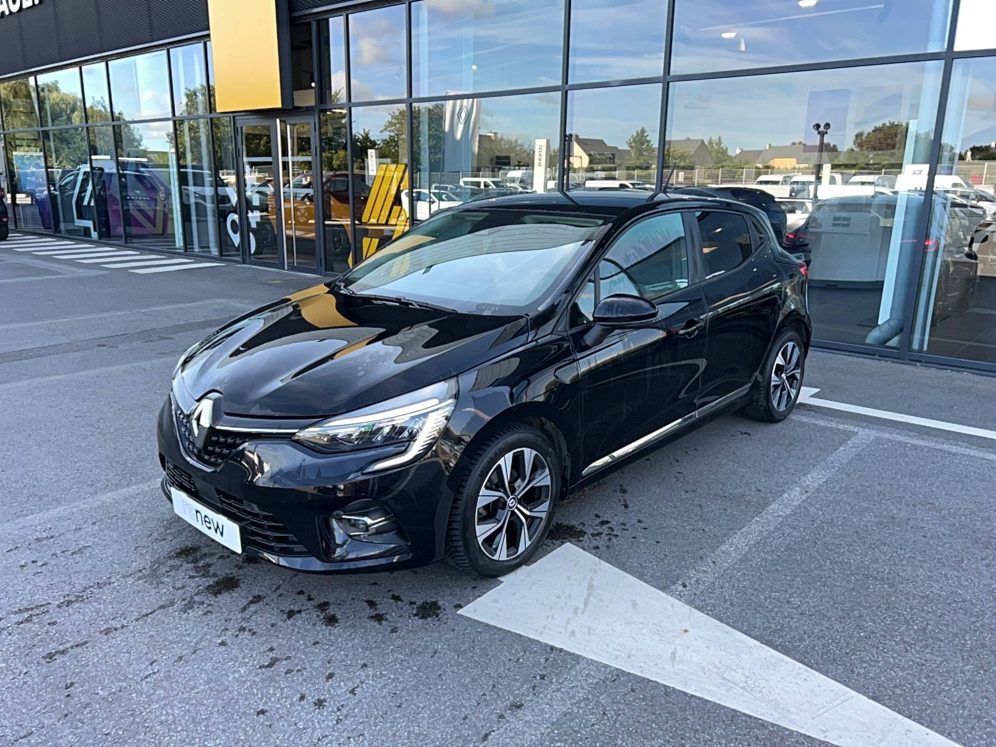 Renault Clio 5 Clio TCe 100 GPL occasion de 2023 en vente à Lamballe
