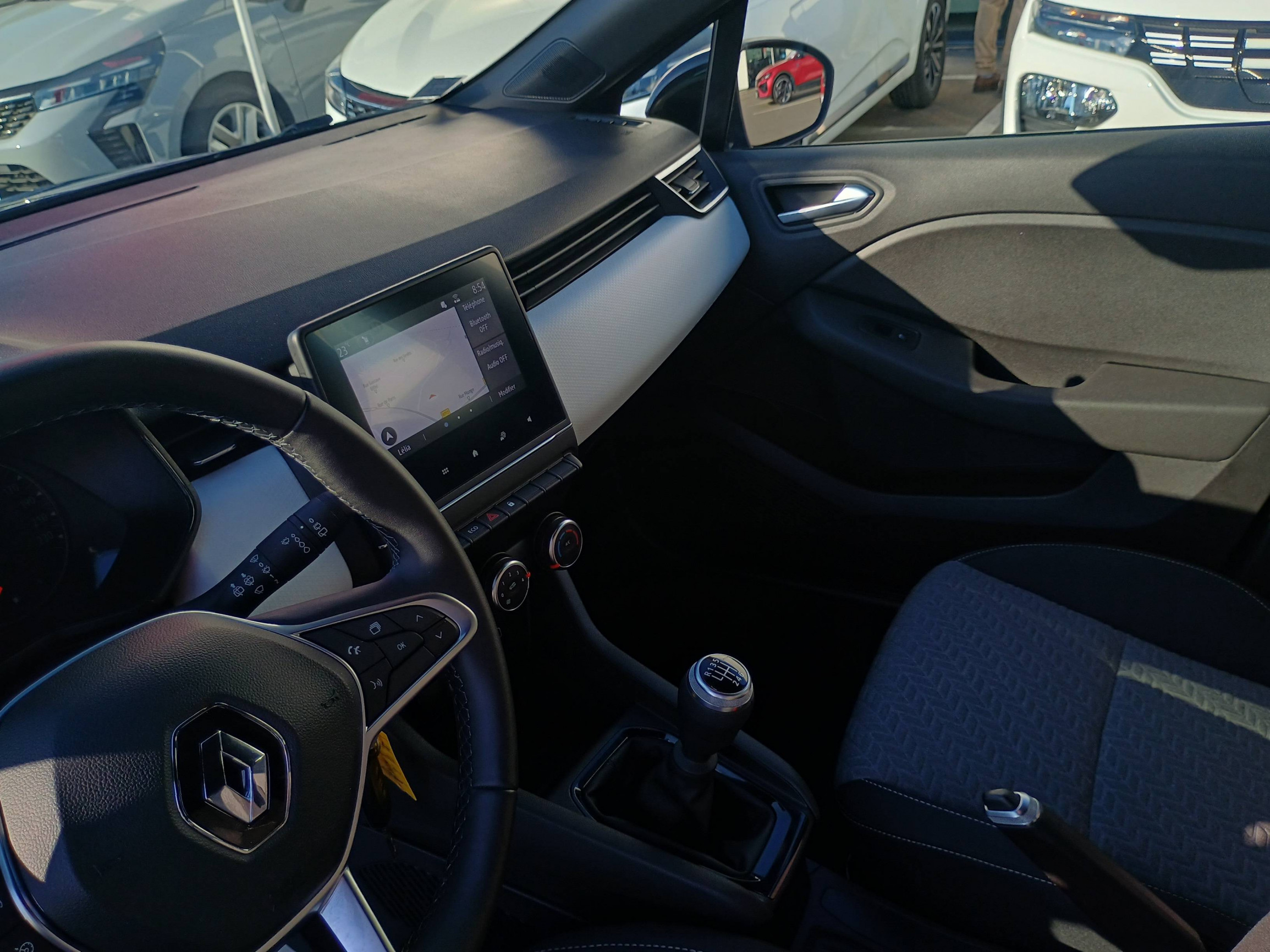 Vente en ligne Renault Clio 5 Clio TCe 90 - 21N au prix de 13 390 €