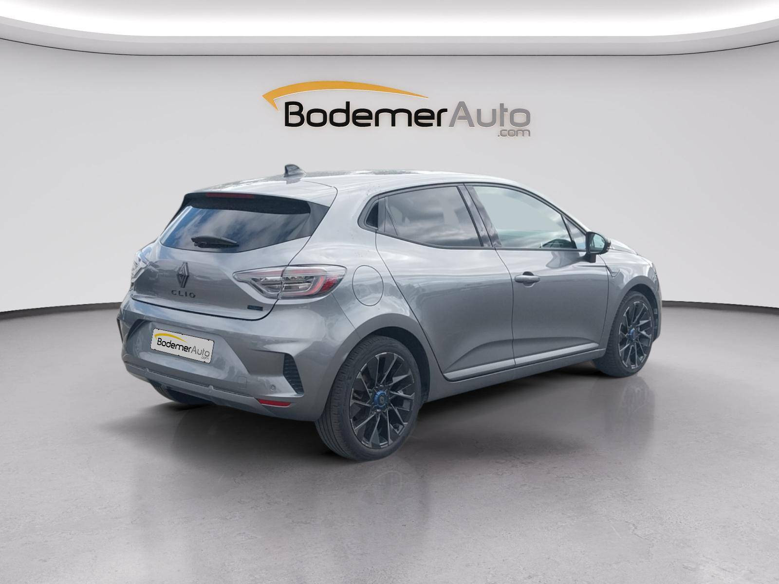 Vente en ligne Renault Clio 5 Clio E-Tech full hybrid 145 ch GSR2 au prix de 20 990 €
