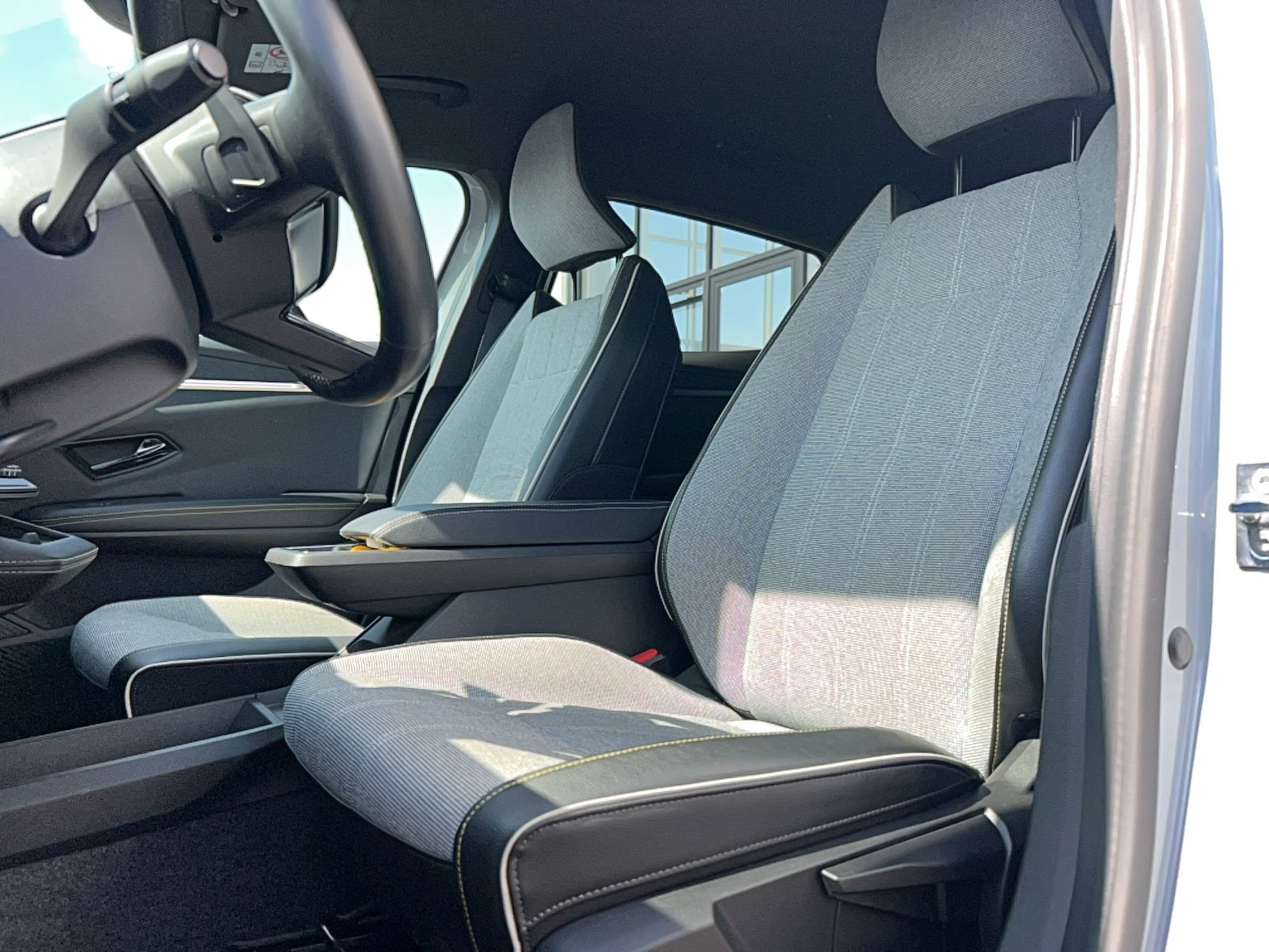 Vente en ligne Renault Megane E-Tech  EV60 220 ch super charge au prix de 22 980 €