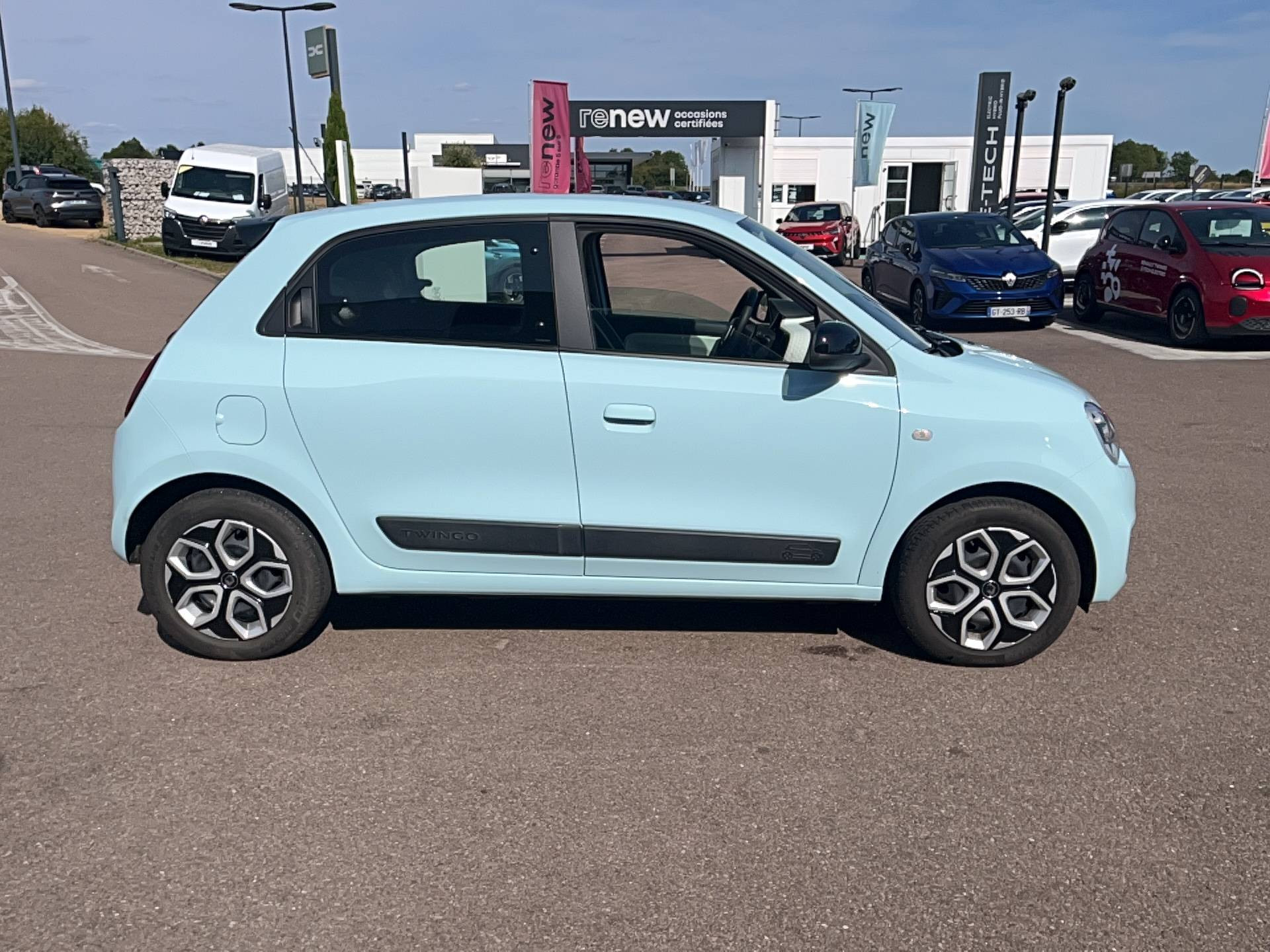 Vente en ligne Renault Twingo 3  SCe 65 au prix de 12 491 €