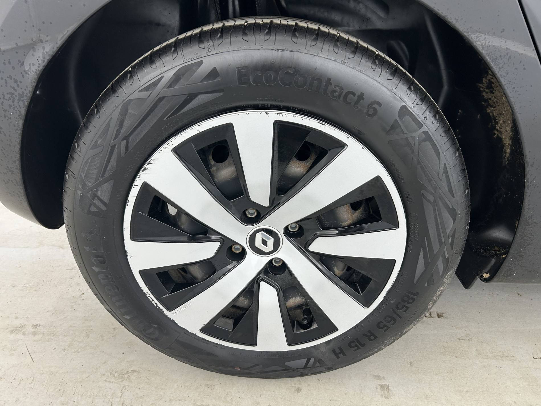 Vente en ligne Renault Clio 5 Clio TCe 90 au prix de 14 490 €