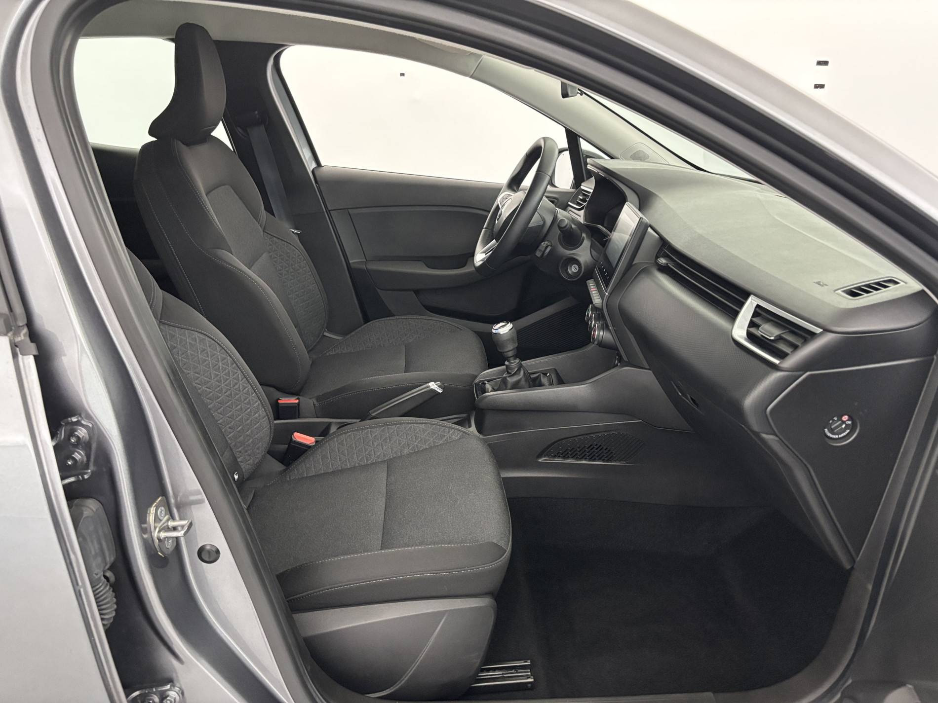 Vente en ligne Renault Clio 5 Clio TCe 90 au prix de 14 990 €
