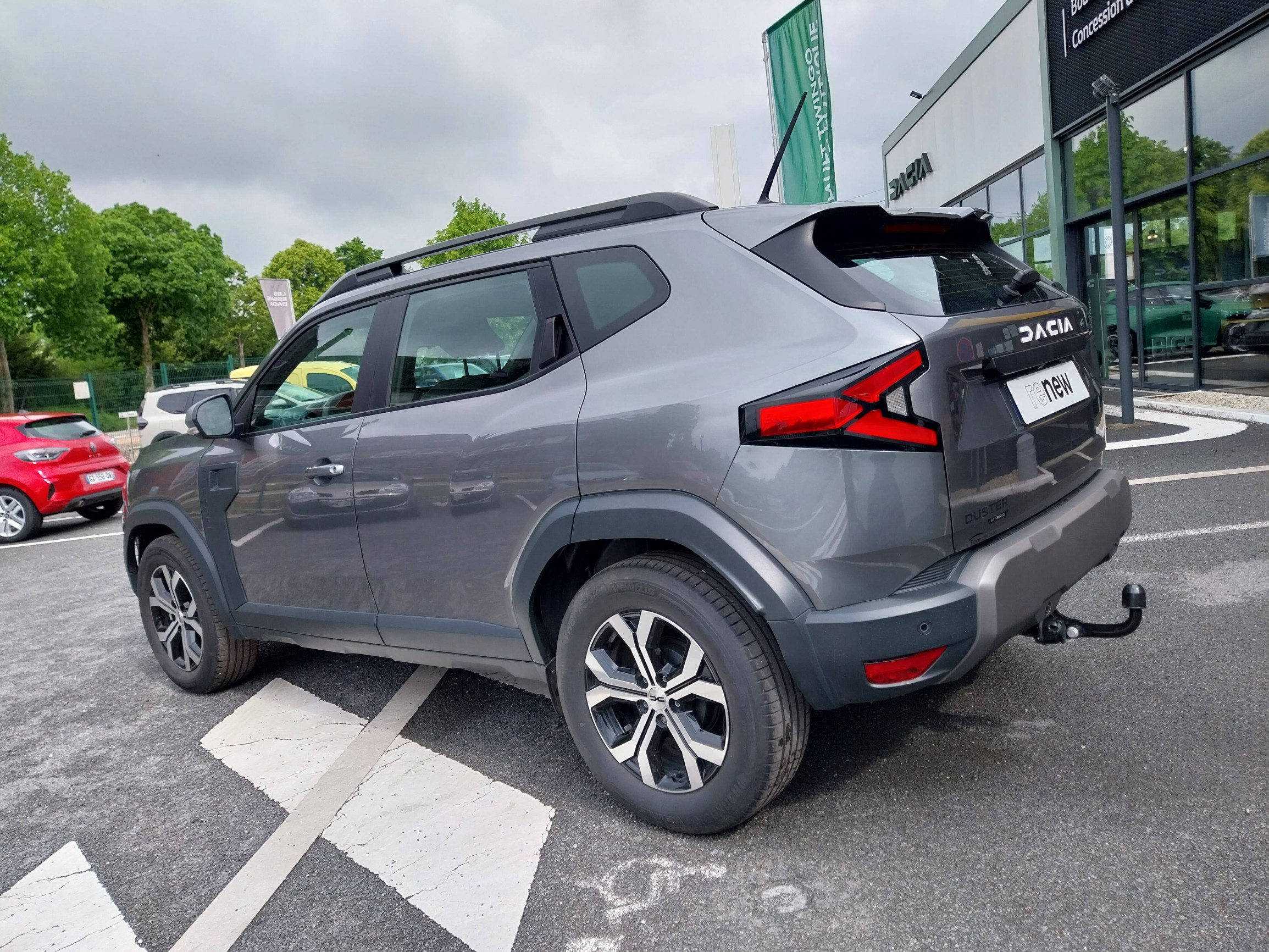 Vente en ligne Dacia Duster  Hybrid 140 au prix de 25 990 €