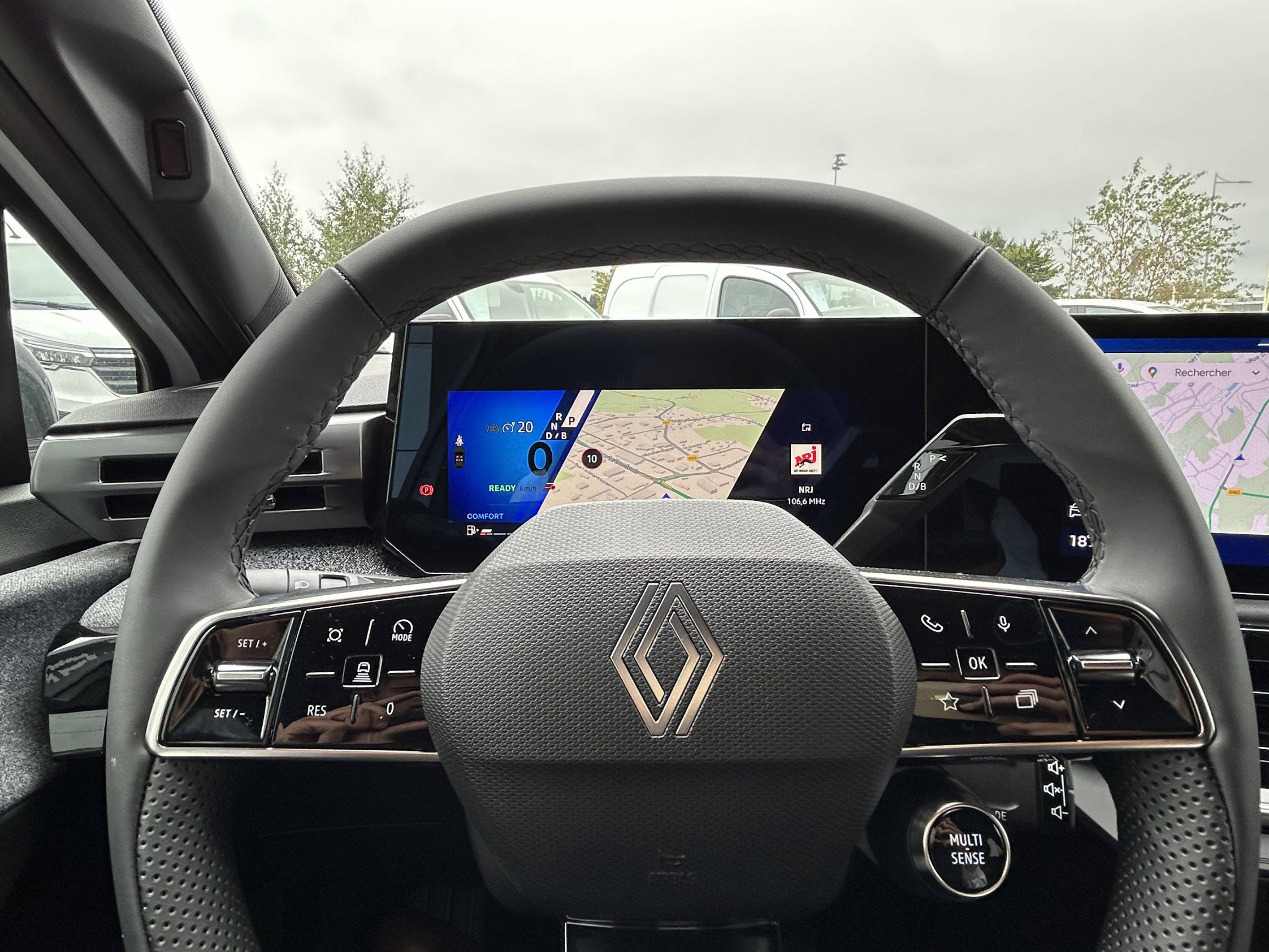 Vente en ligne Renault Clio 6 Clio E-Tech full hybrid 160 ch au prix de 25 780 €