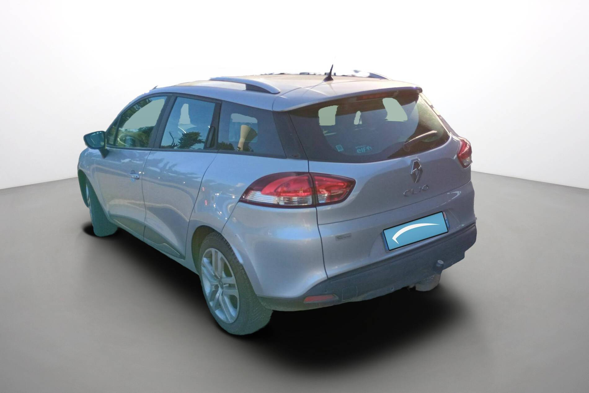 Vente en ligne Renault Clio 4 Estate Clio Estate dCi 90 E6C au prix de 9 790 €