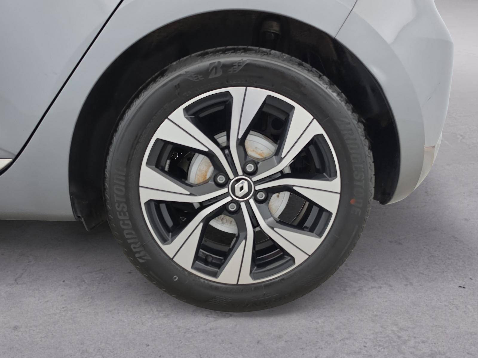 Vente en ligne Renault Clio 5 Clio E-Tech full hybrid 145 au prix de 16 140 €