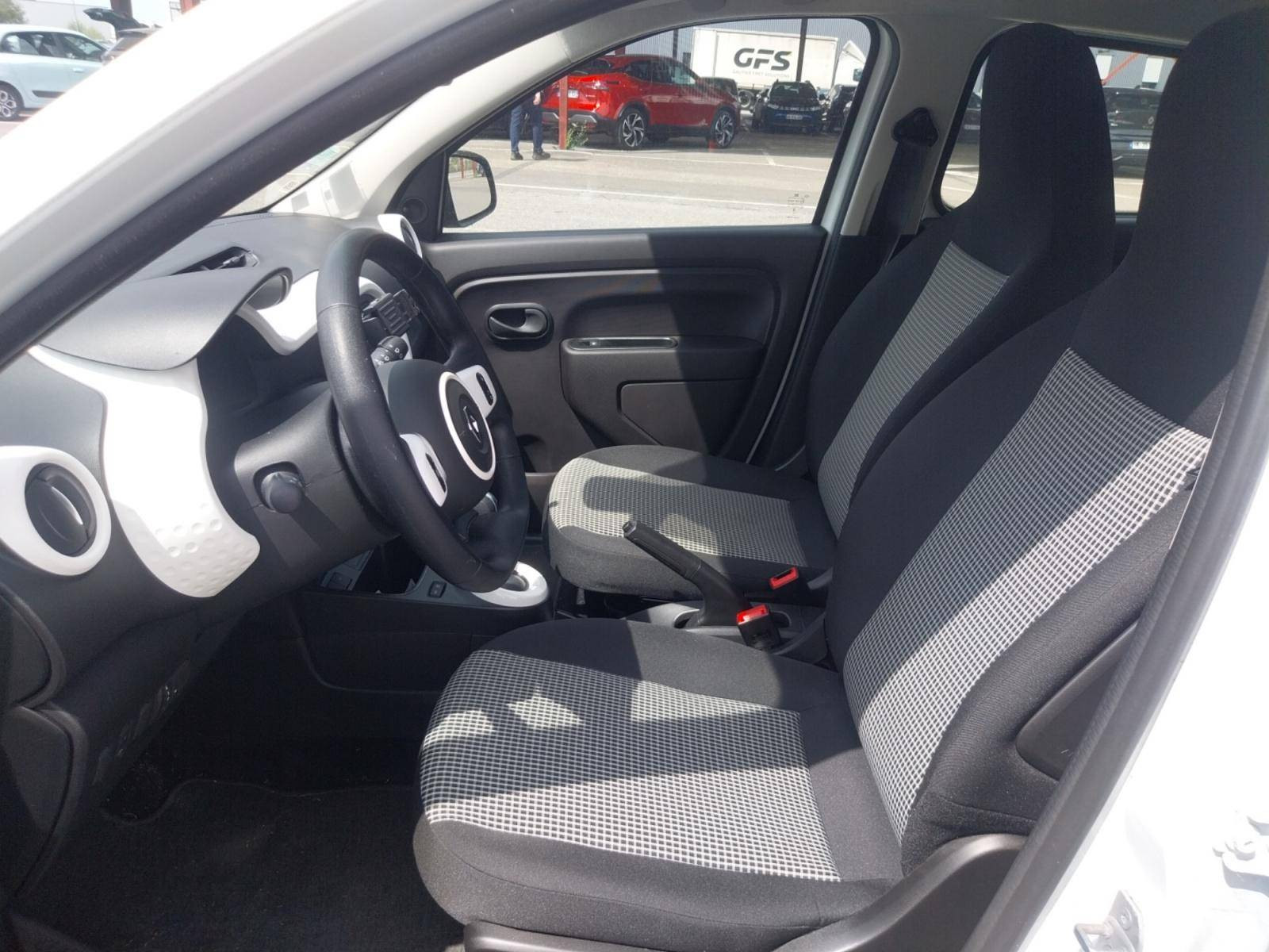 Vente en ligne Renault Twingo Electrique Twingo III E-Tech au prix de 12 900 €