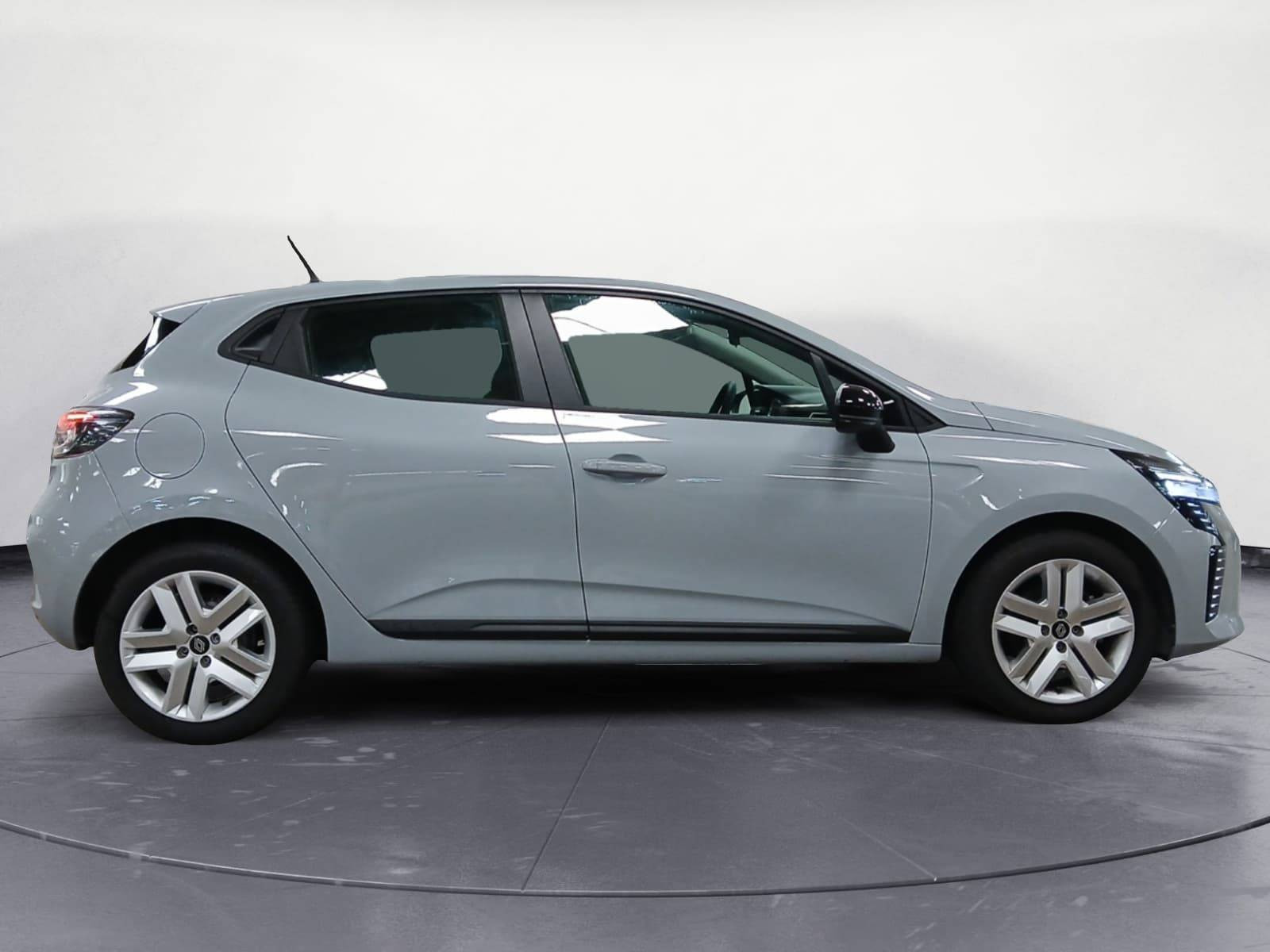 Vente en ligne Renault Clio 5 Clio Blue dCi 100 ch GSR2 au prix de 18 990 €