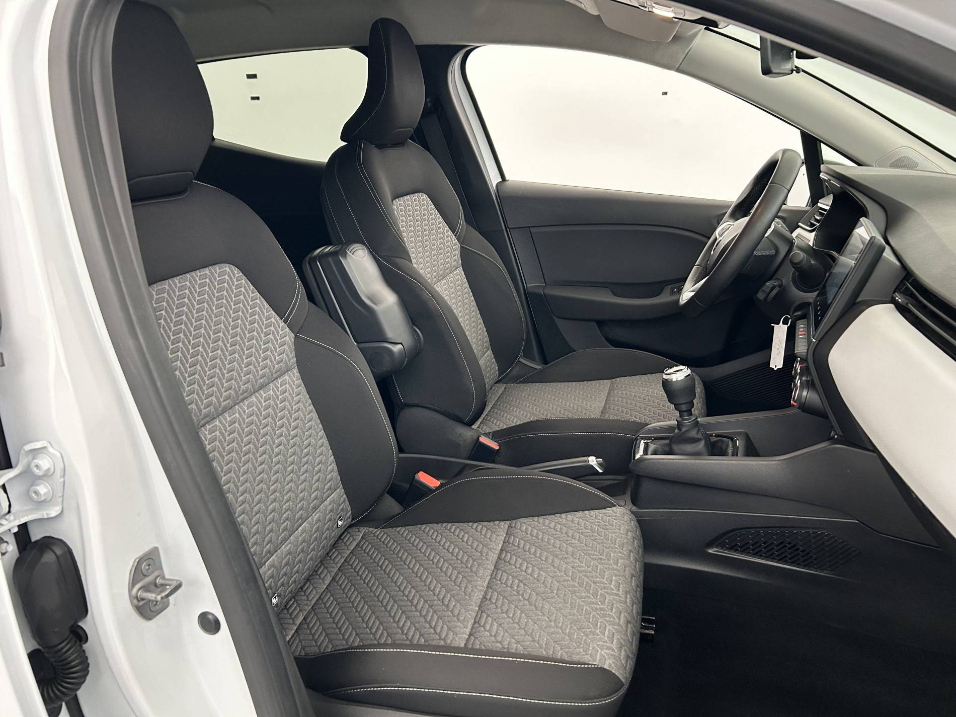 Vente en ligne Renault Clio 5 Clio Blue dCi 100 au prix de 14 390 €