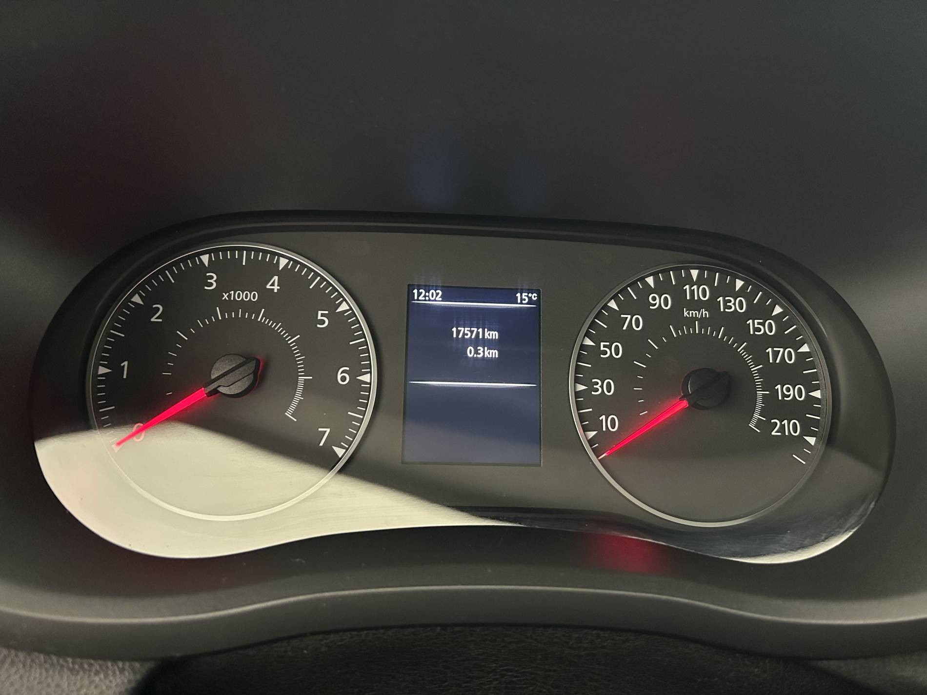 Vente en ligne Renault Master Fourgon MASTER FGN TRAC F3500 L3H3 BLUE DCI 135 au prix de 27 490 €