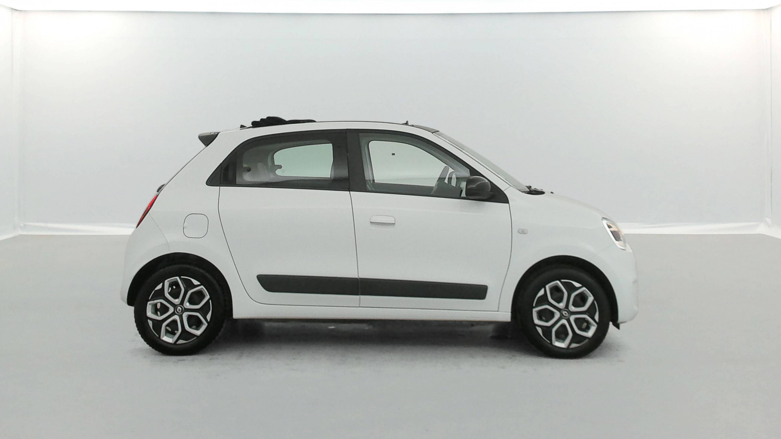 Vente en ligne Renault Twingo Electrique Twingo III E-Tech au prix de 11 990 €