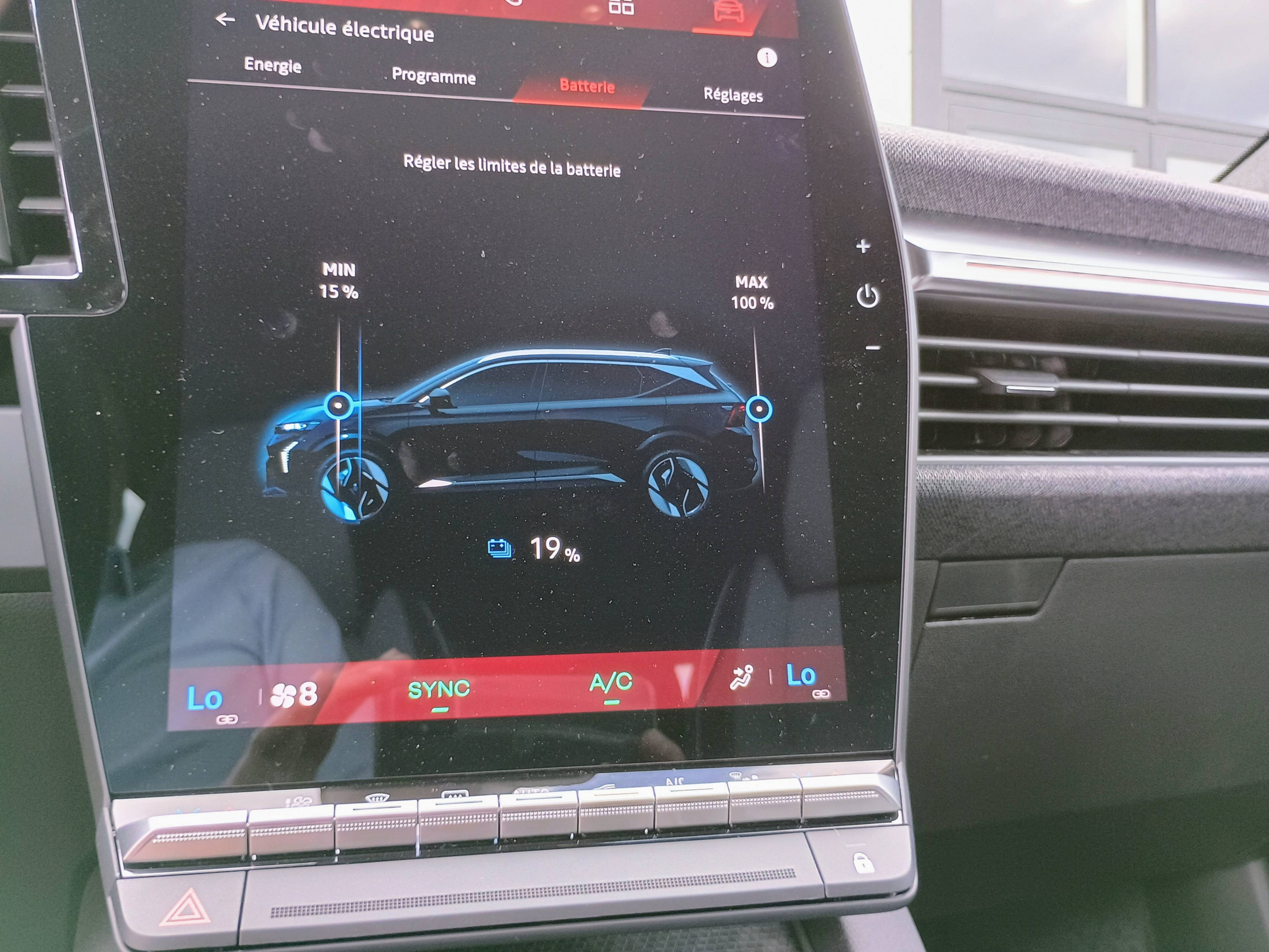 Vente en ligne Renault Scenic E-Tech Scenic E-Tech électrique 220 ch grande autonomie au prix de 46 980 €