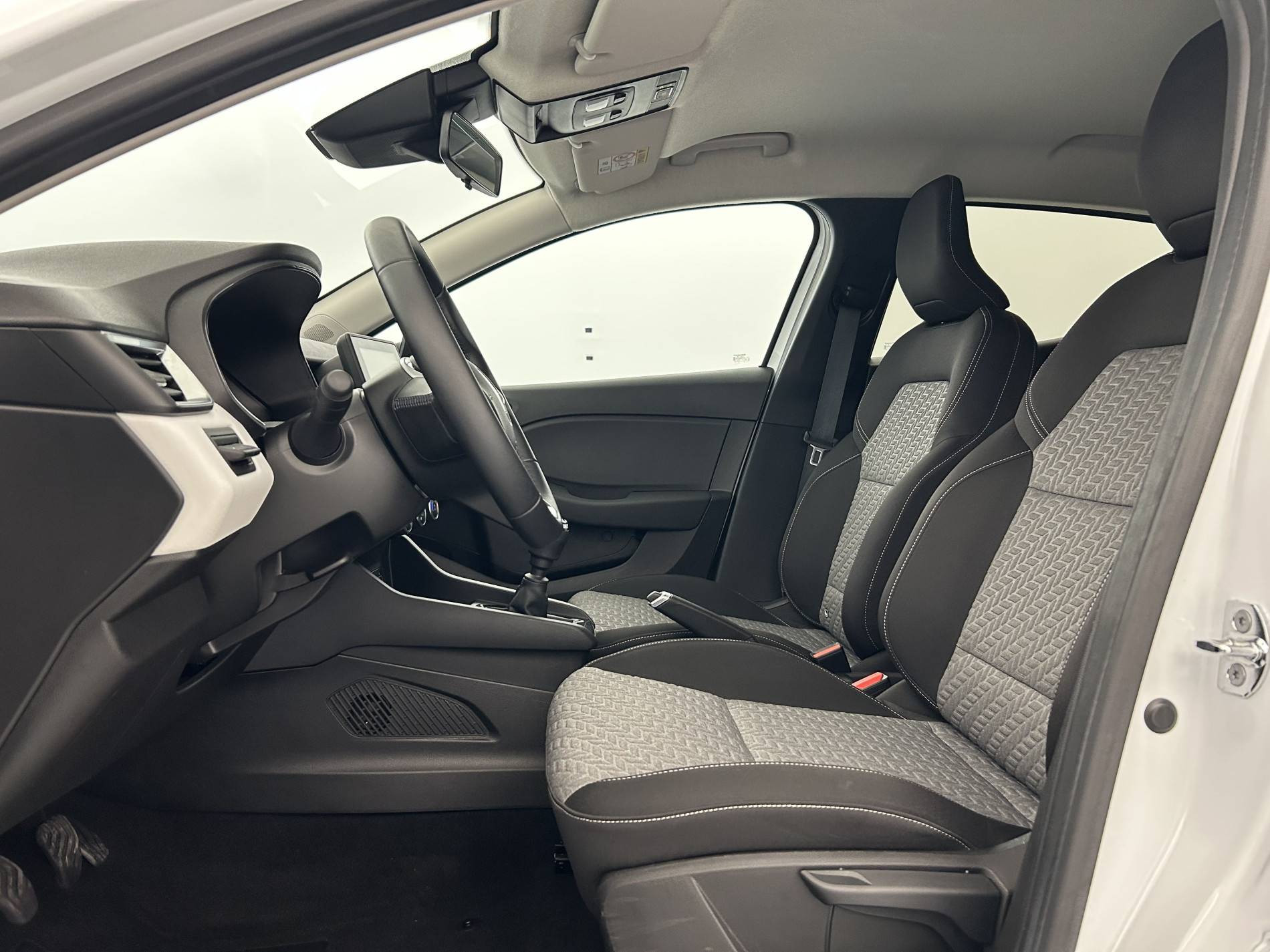Vente en ligne Renault Clio 5 Clio TCe 90 au prix de 14 990 €
