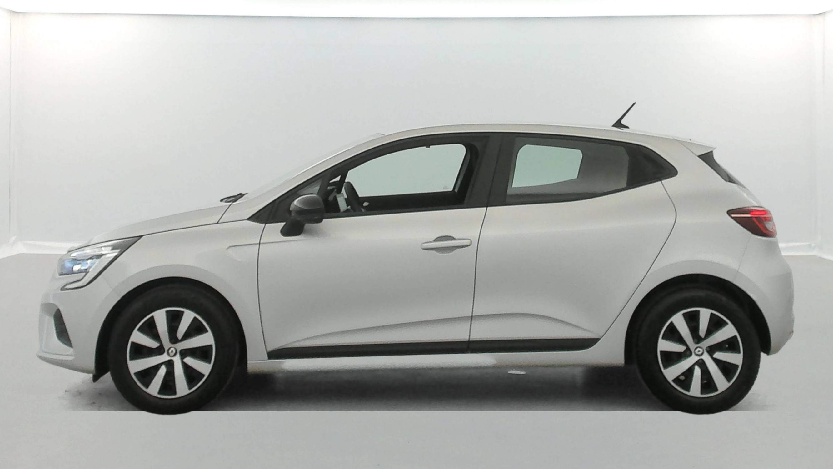 Vente en ligne Renault Clio 5 Clio TCe 90 au prix de 13 690 €