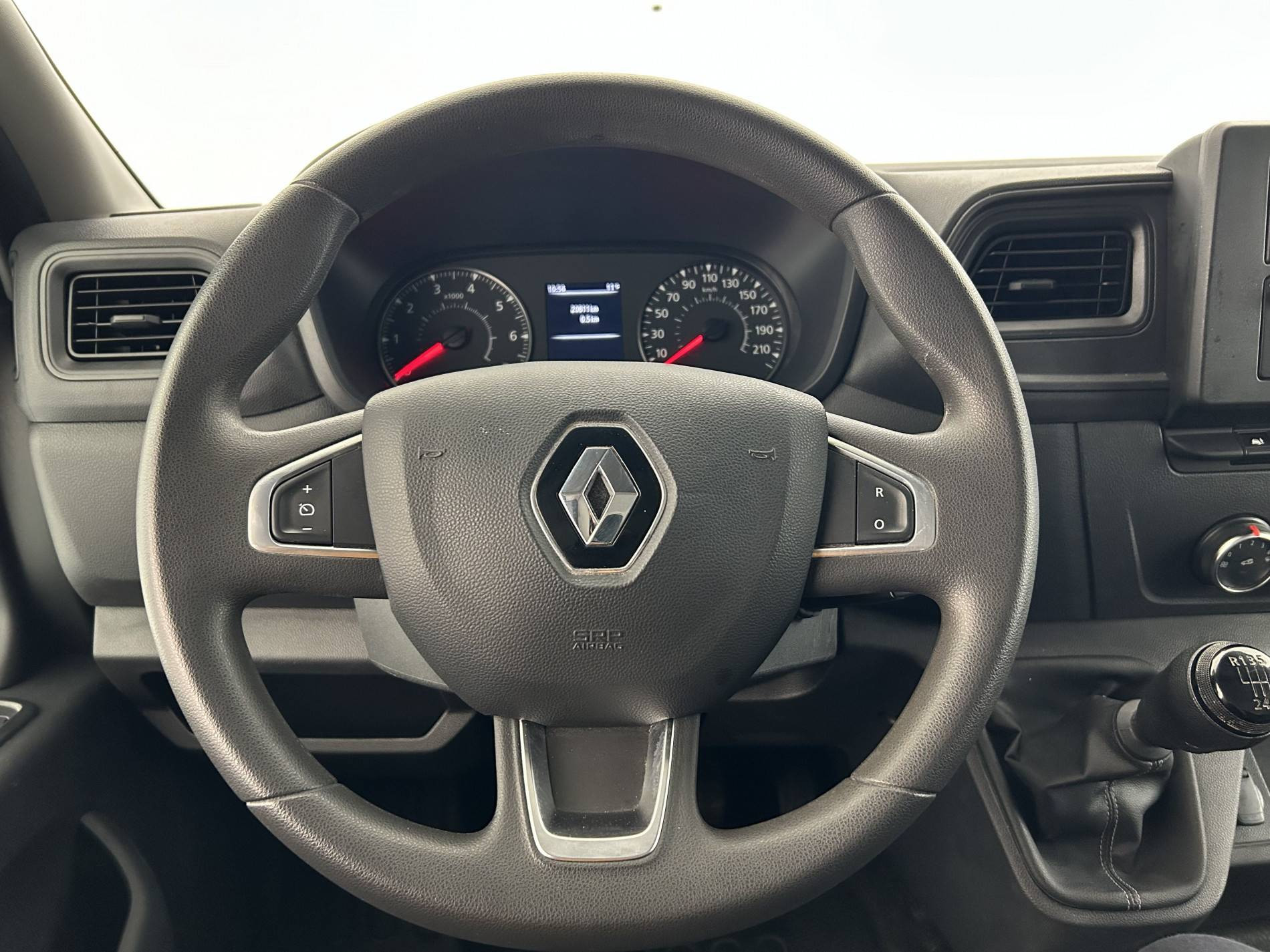 Vente en ligne Renault Master Fourgon MASTER FGN TRAC F3500 L2H2 BLUE DCI 135 au prix de 24 990 €