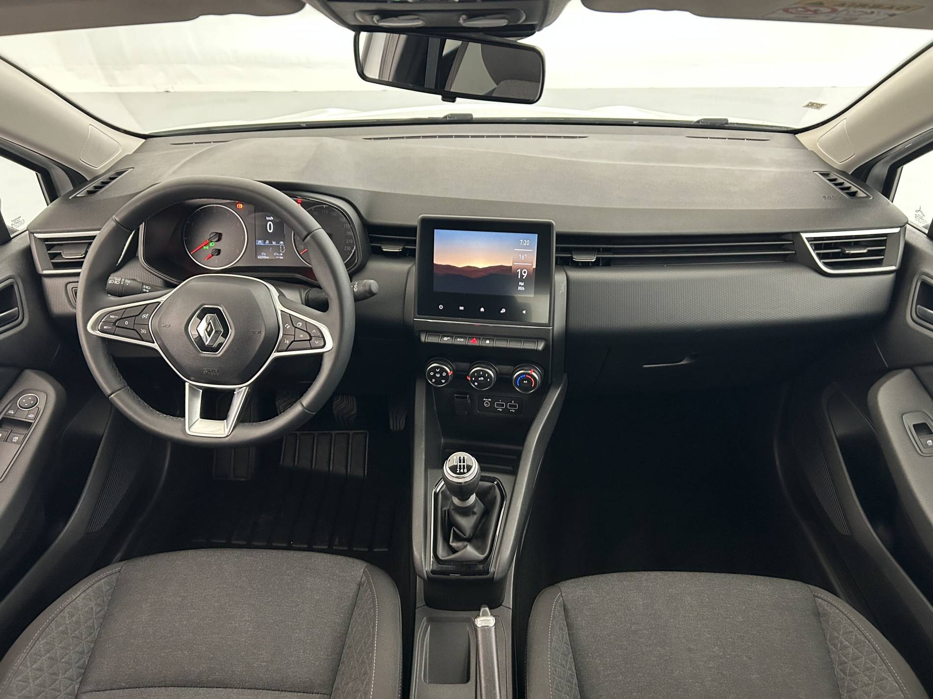 Vente en ligne Renault Clio 5 Clio TCe 90 au prix de 13 990 €