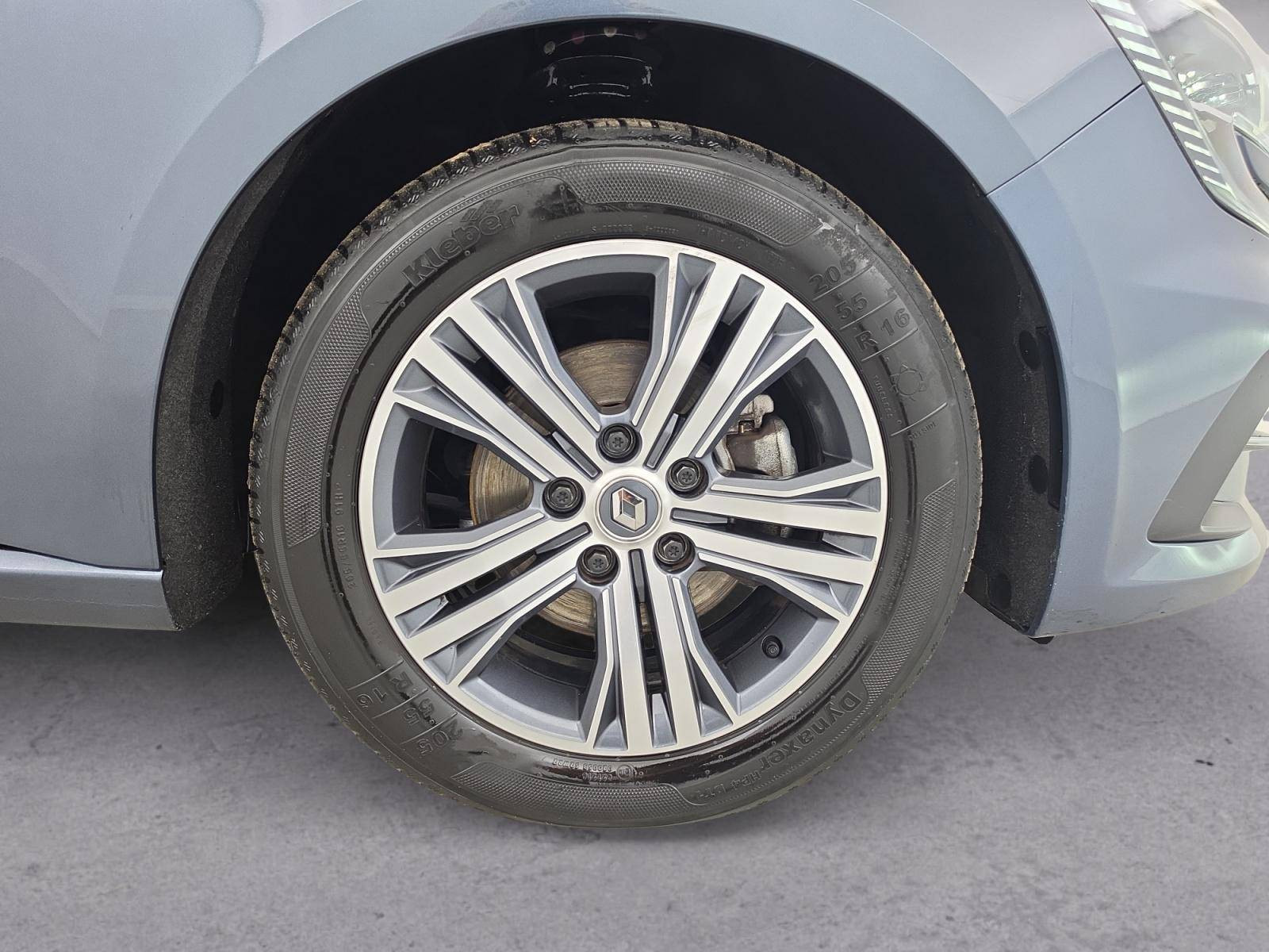 Vente en ligne Renault Megane 4  Blue dCi 115 EDC au prix de 15 690 €