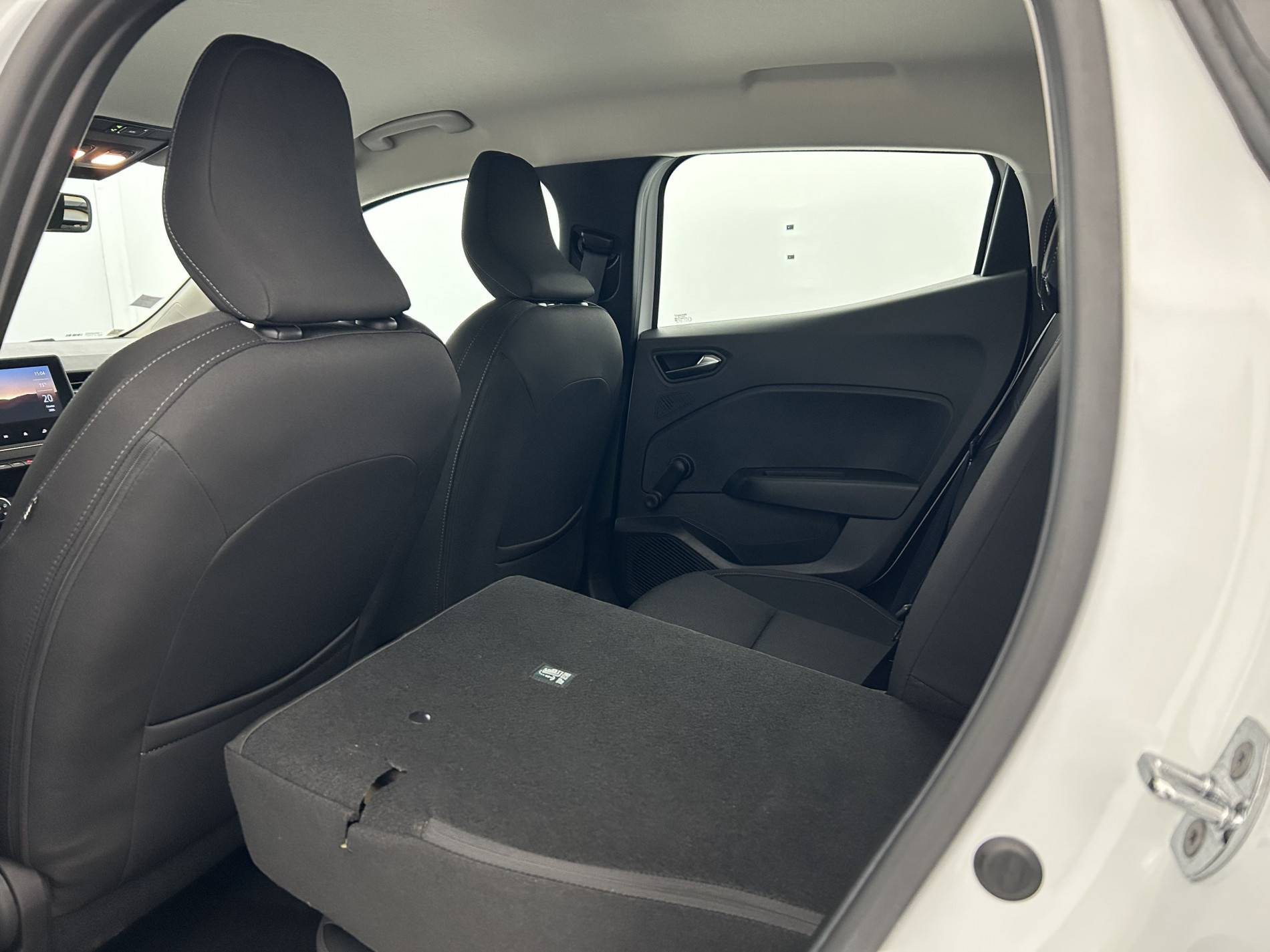 Vente en ligne Renault Clio 5 Clio TCe 90 - 21N au prix de 13 590 €
