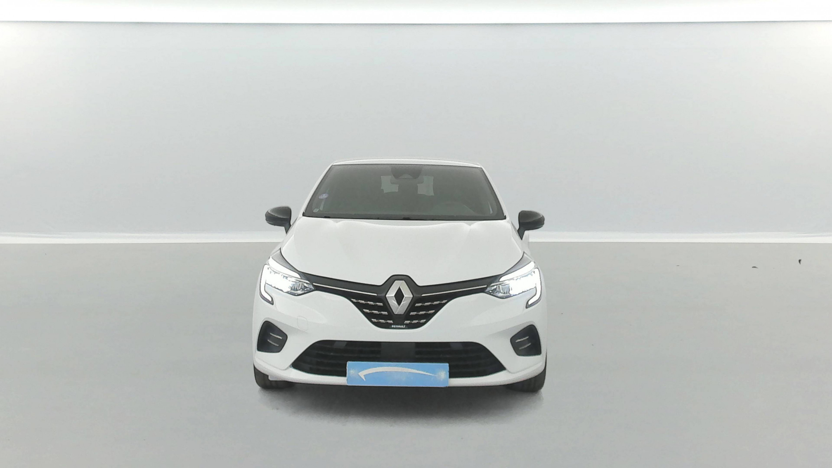 Vente en ligne Renault Clio 5 Clio E-Tech full hybrid 145 au prix de 15 890 €