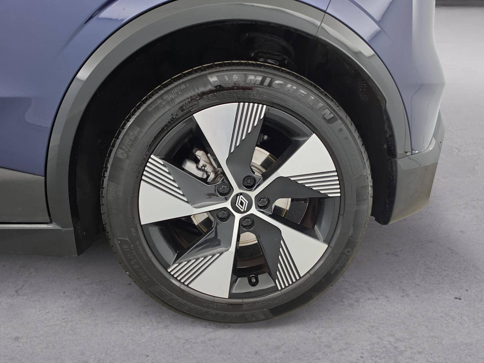 Vente en ligne Renault Megane E-Tech  EV60 220 ch super charge au prix de 23 990 €