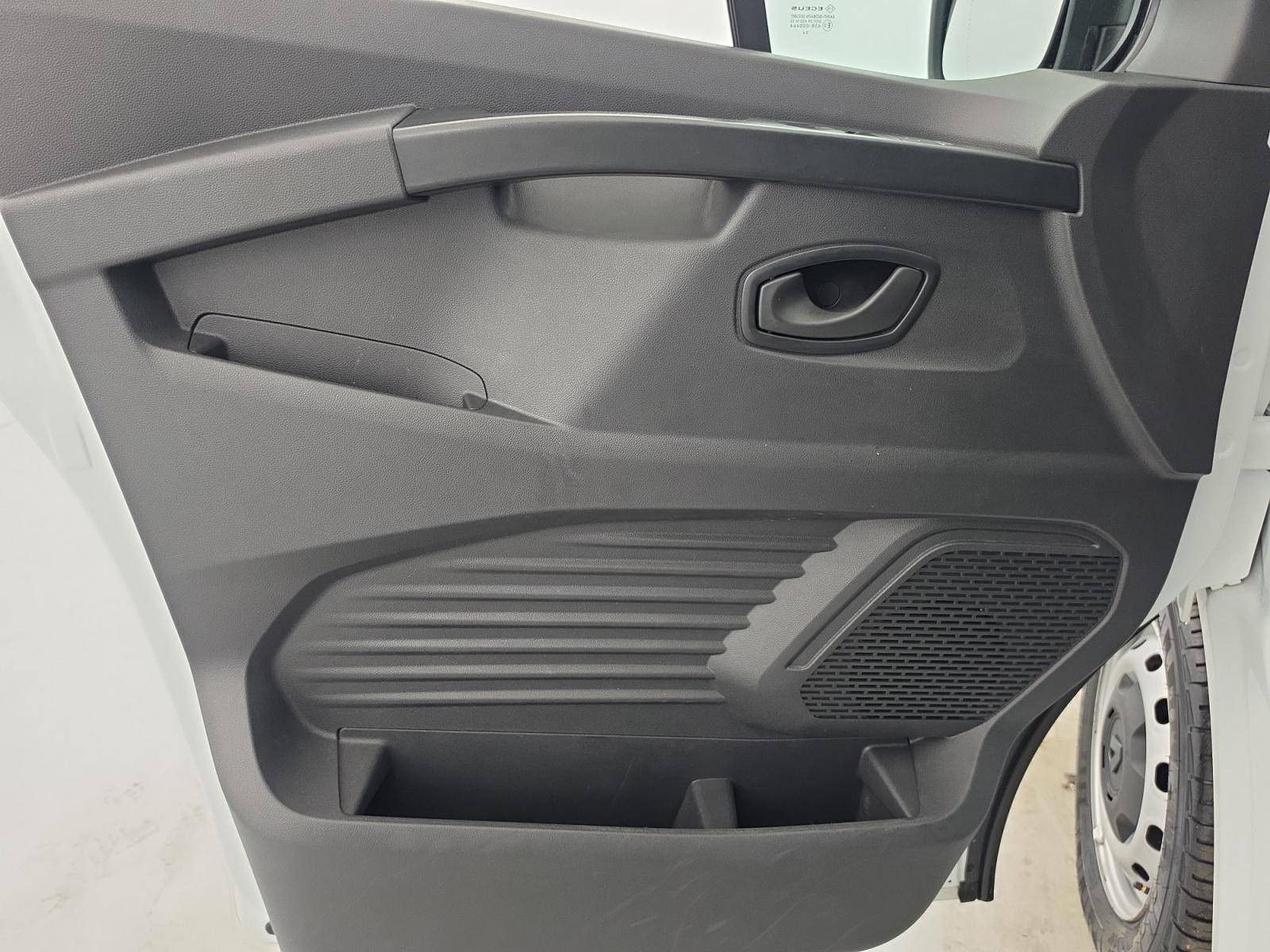 Vente en ligne Renault Trafic 3 Fourgon TRAFIC FG BLUE DCI 130 L1H1 3T GSR2 au prix de 22 990 €