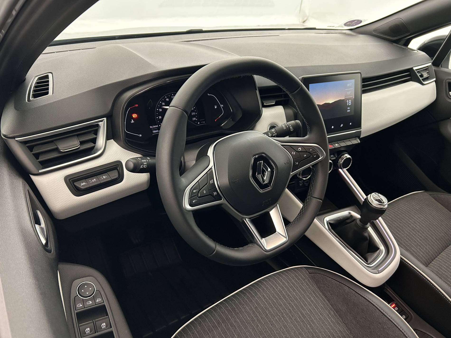 Vente en ligne Renault Clio 5 Clio TCe 90 au prix de 13 490 €