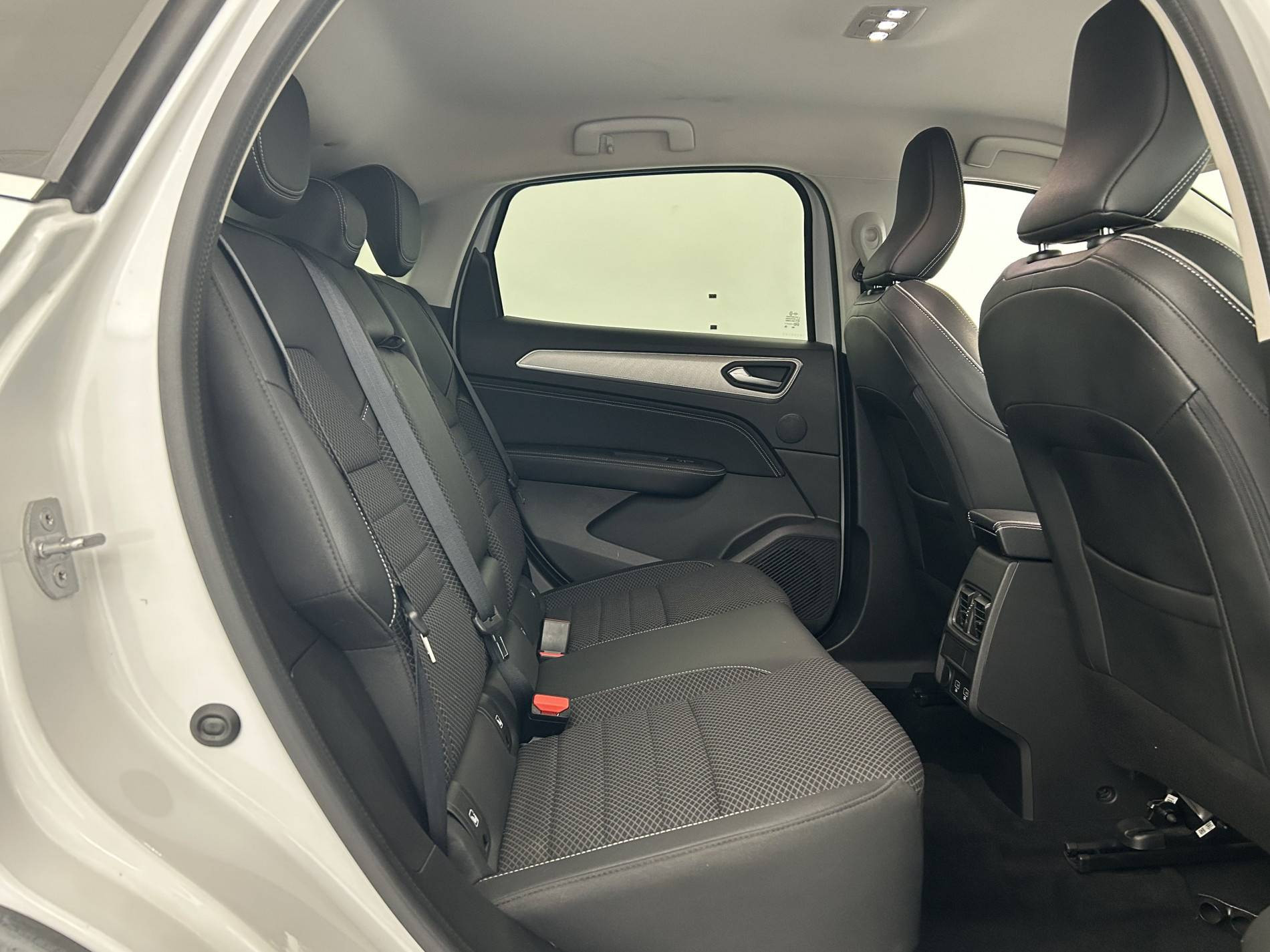 Vente en ligne Renault Arkana  E-Tech 145 - 21B au prix de 19 491 €