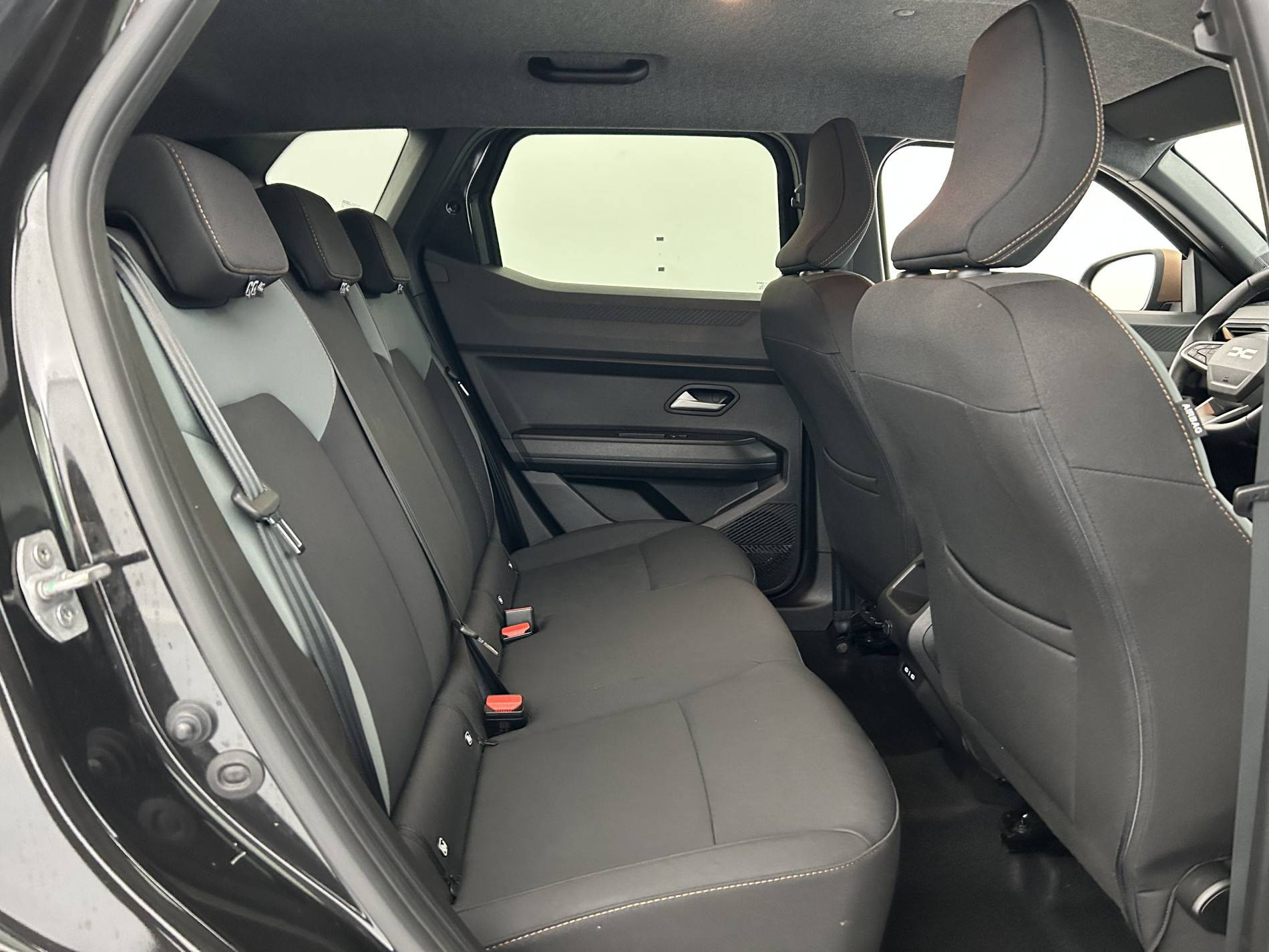 Vente en ligne Dacia Duster  Hybrid 140 au prix de 25 290 €