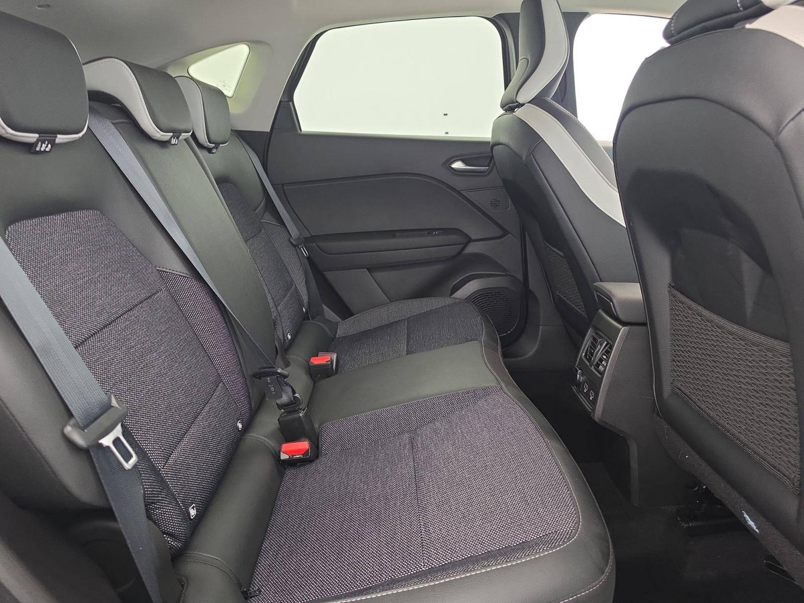 Vente en ligne Renault Captur  mild hybrid 140 au prix de 19 890 €