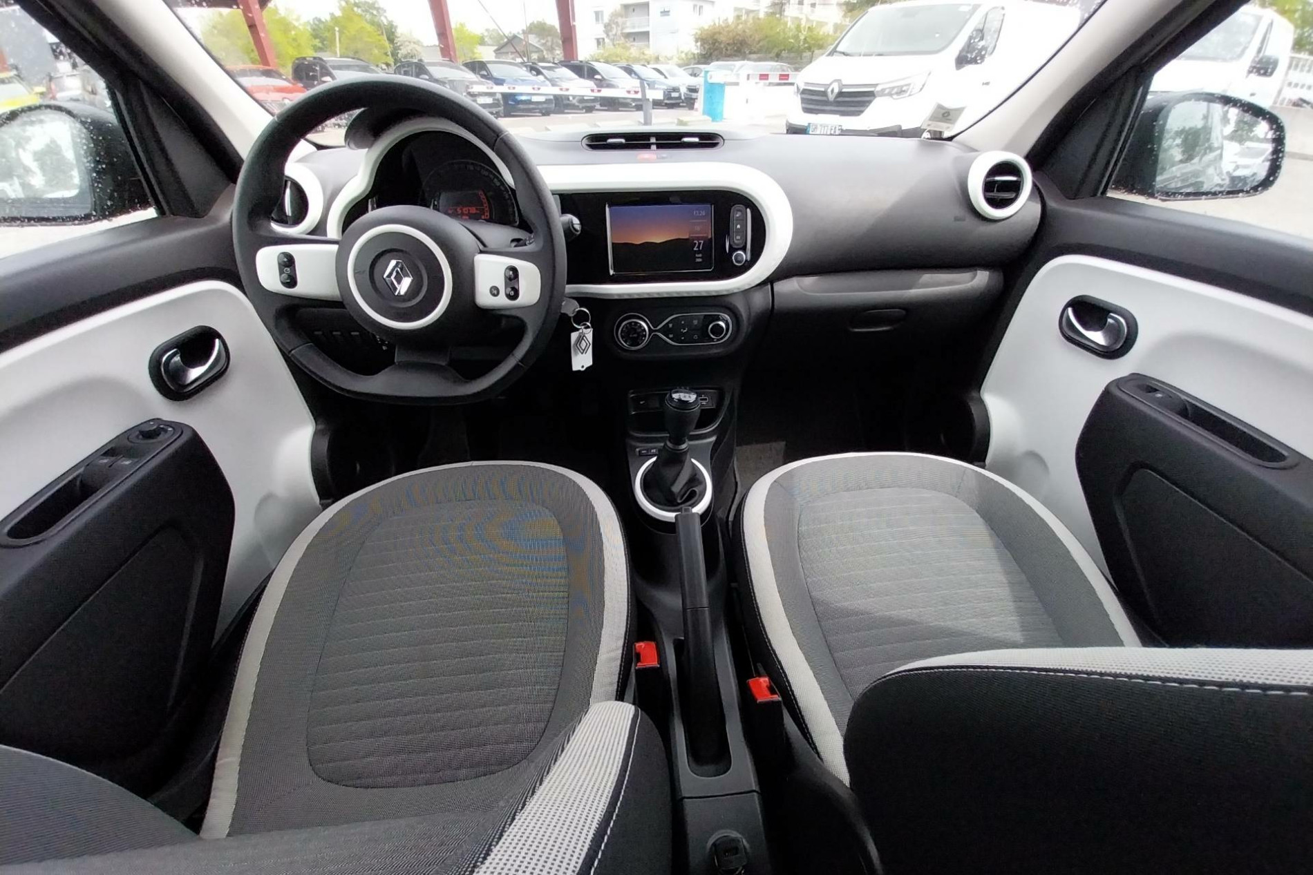 Vente en ligne Renault Twingo 3  SCe 65 au prix de 11 490 €