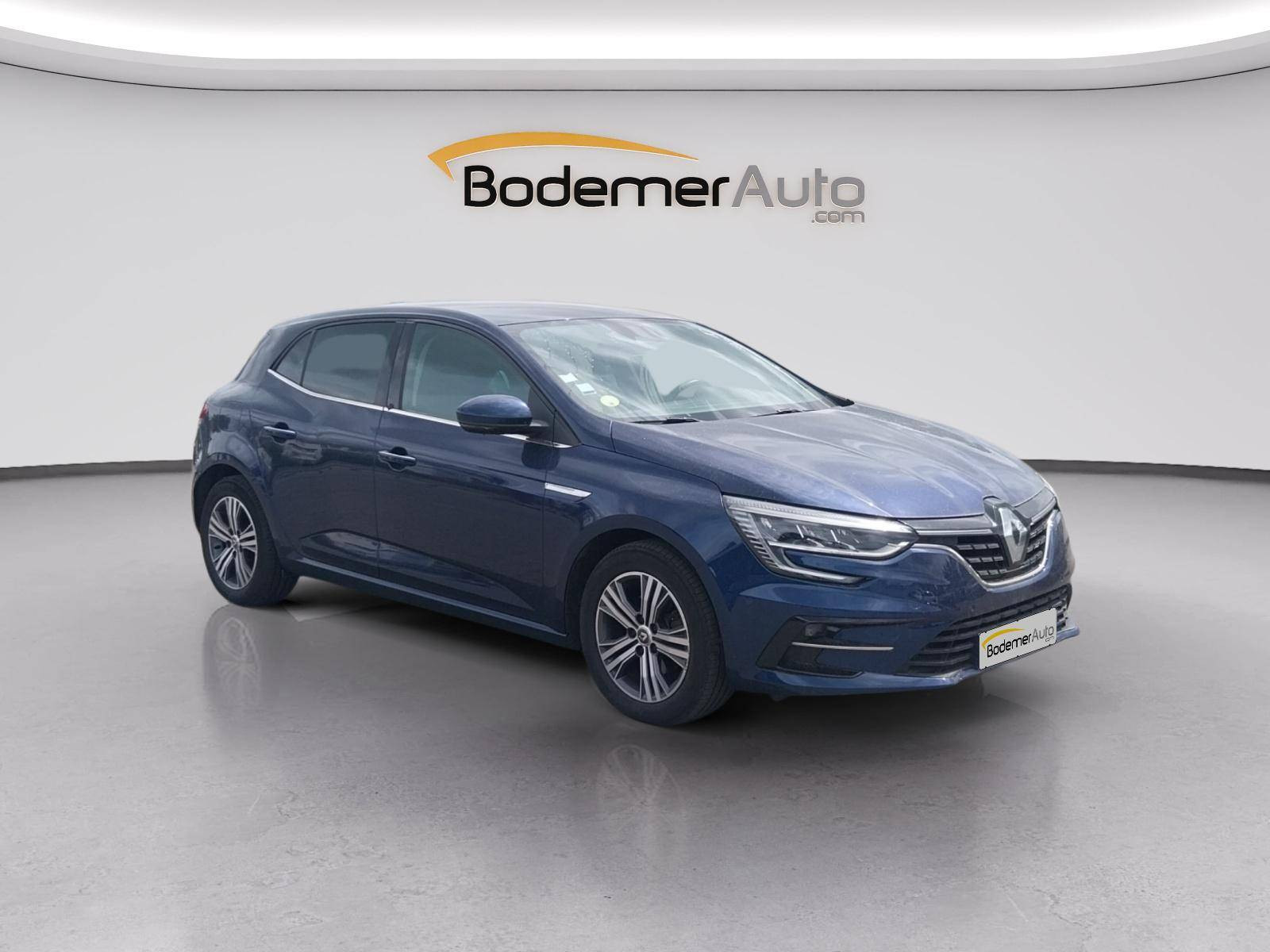 Vente en ligne Renault Megane 4 Mégane IV Berline Blue dCi 115 au prix de 14 490 €