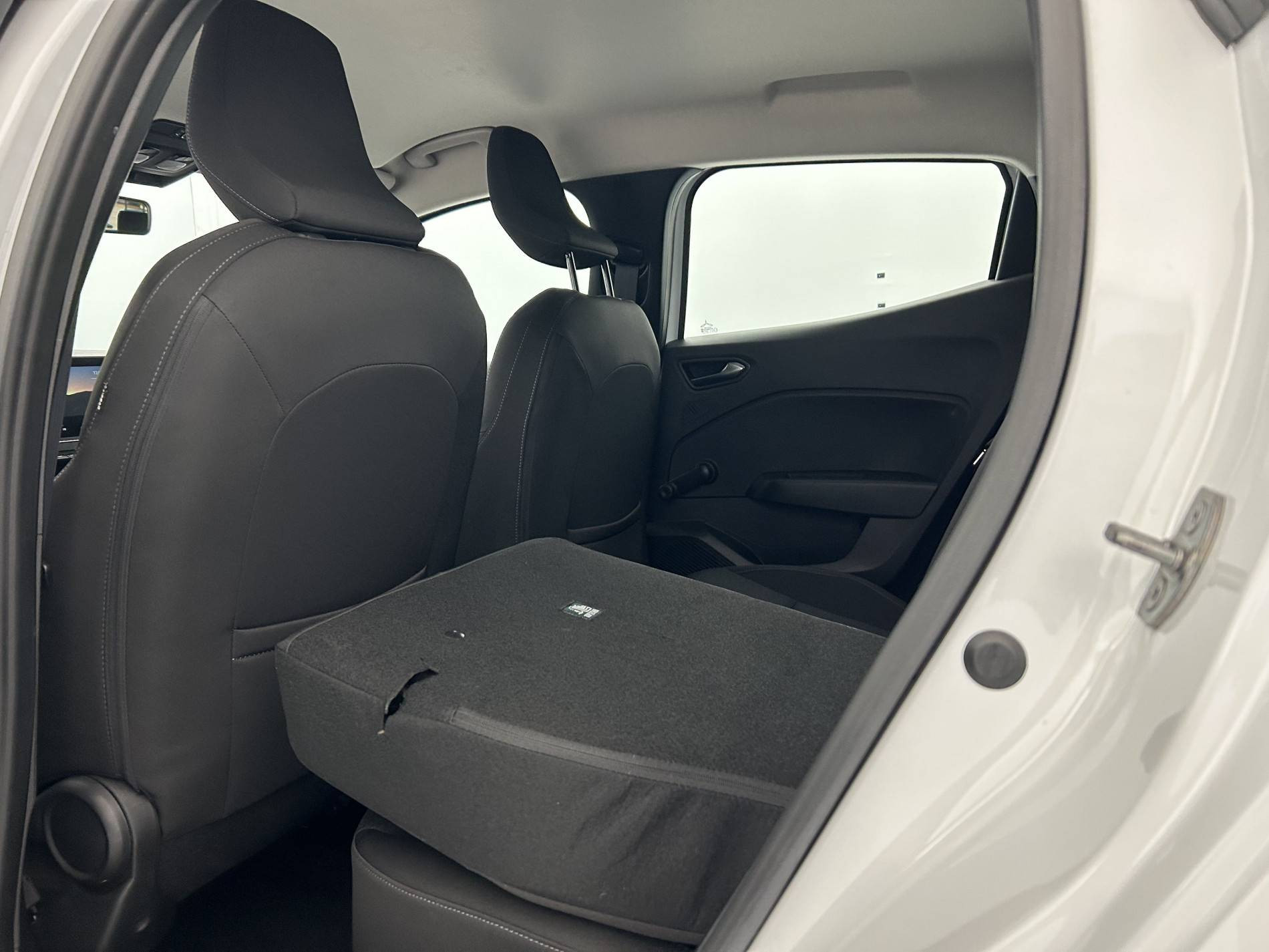 Vente en ligne Renault Clio 5 Clio TCe 90 au prix de 13 790 €