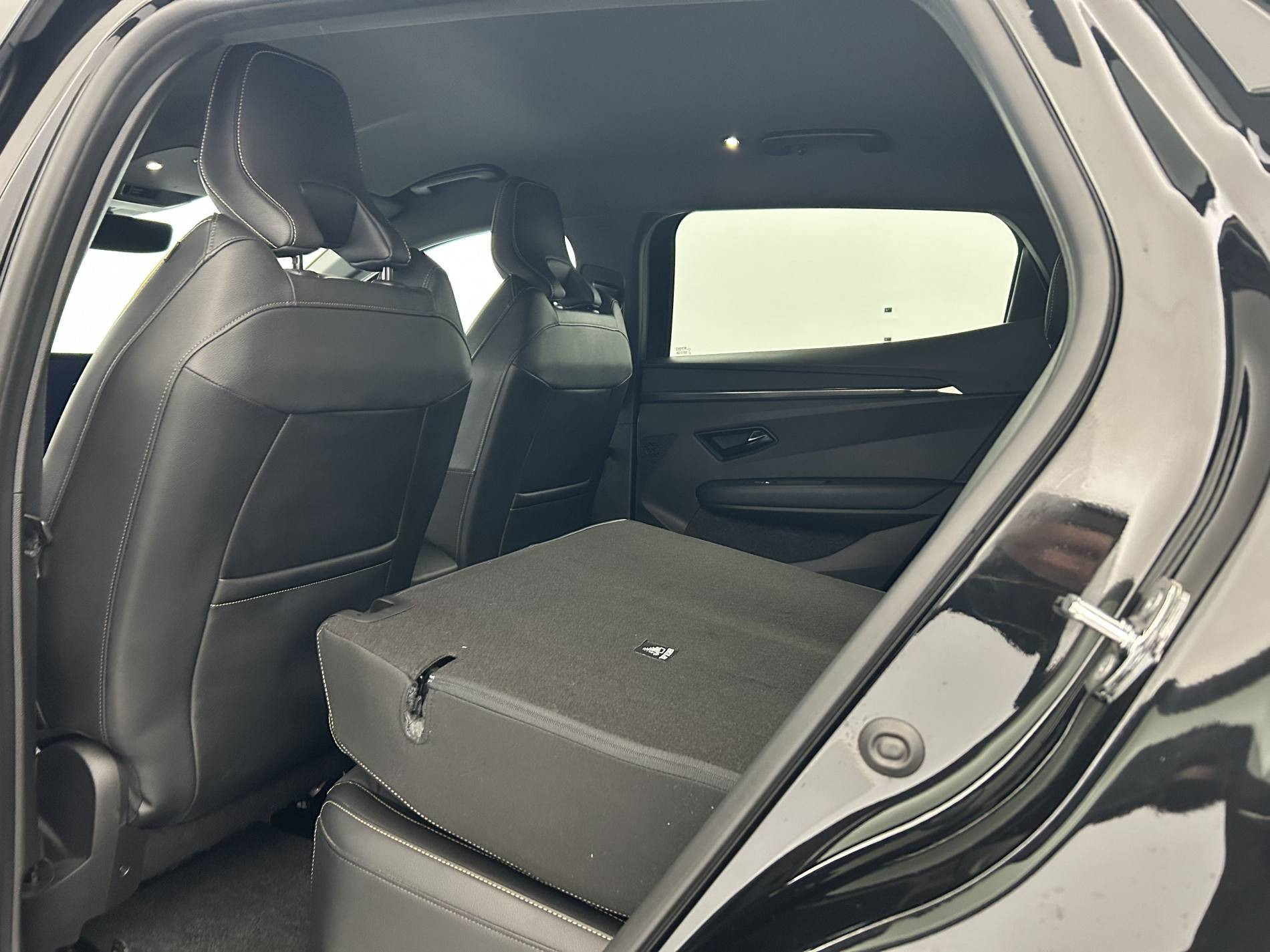 Vente en ligne Renault Megane E-Tech  EV60 220 ch super charge au prix de 22 990 €