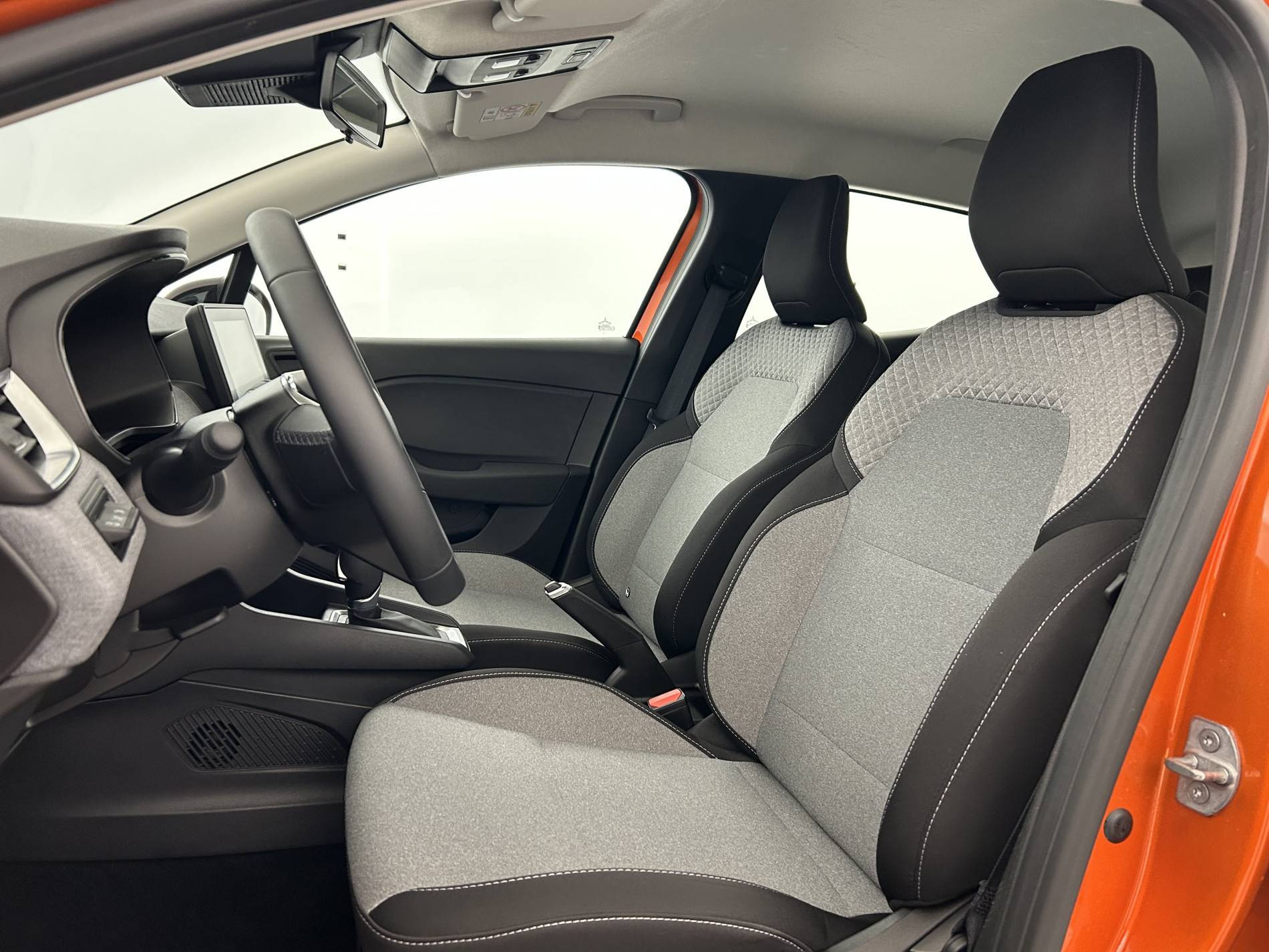 Vente en ligne Renault Clio 5 Clio E-Tech full hybrid 145 ch GSR2 au prix de 19 990 €