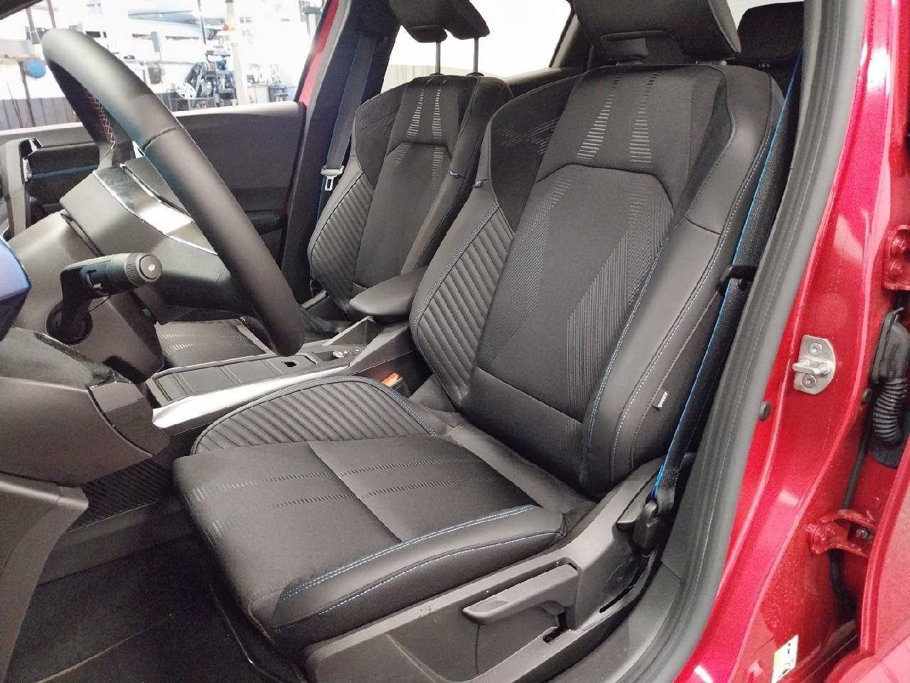 Vente en ligne Renault Clio 6 Clio E-Tech full hybrid 160 ch au prix de 29 300 €