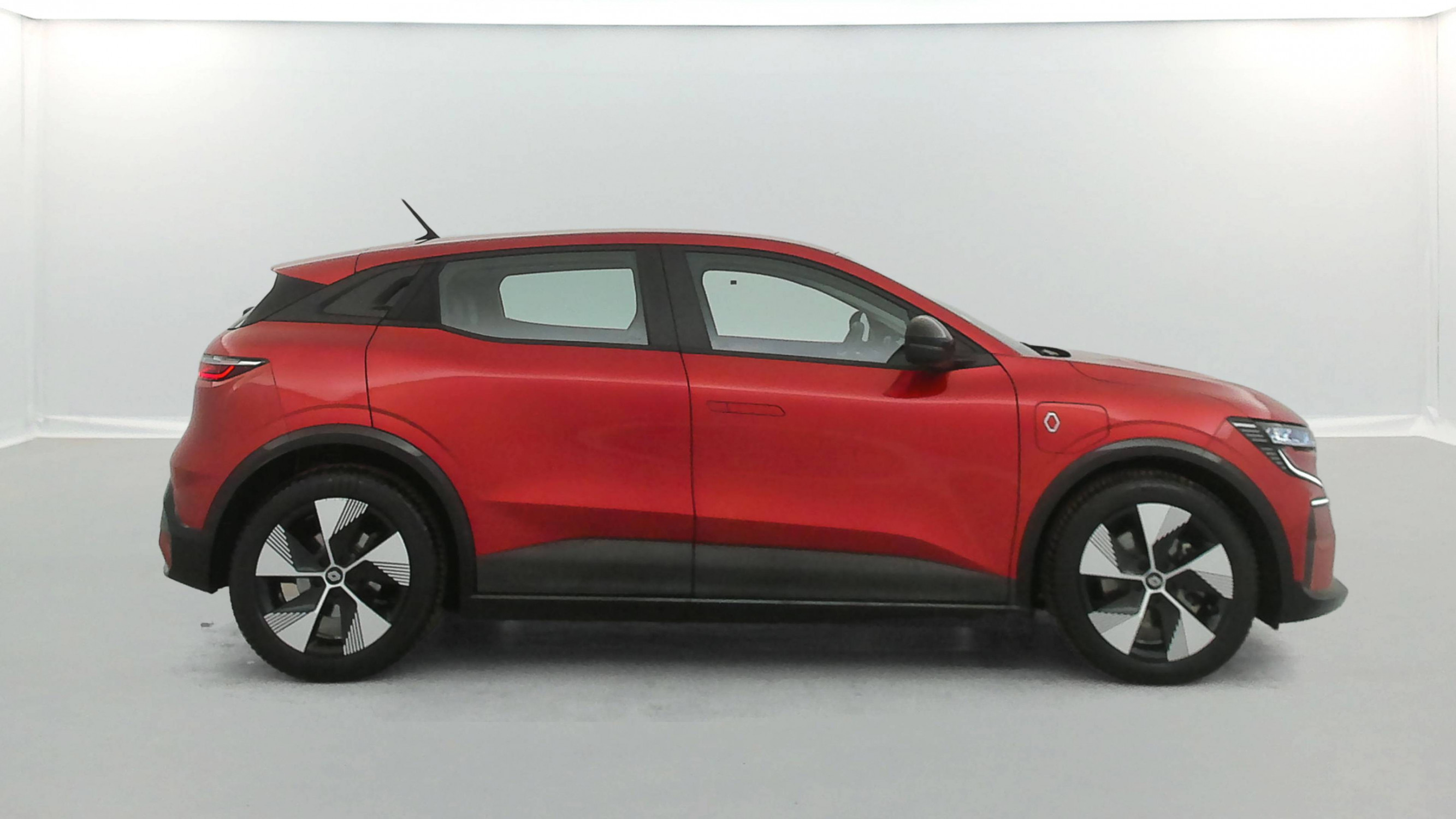Vente en ligne Renault Megane E-Tech  EV40 130ch standard charge au prix de 18 990 €