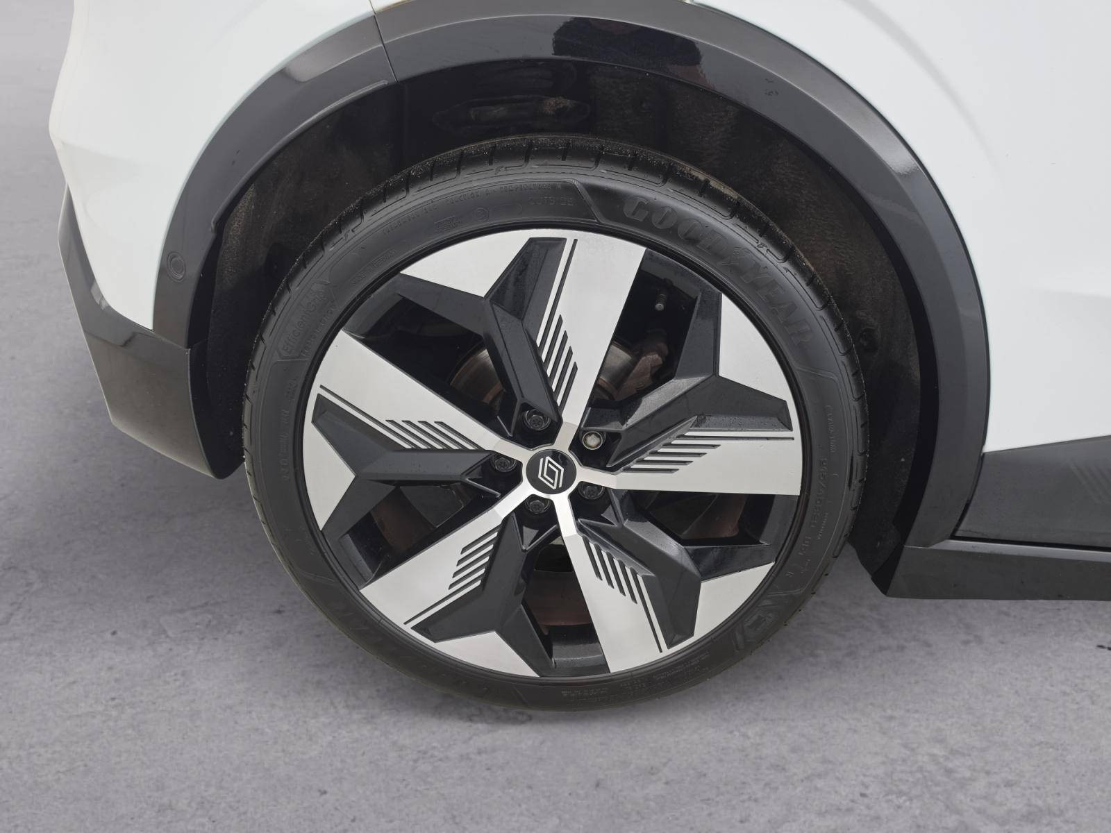 Vente en ligne Renault Megane E-Tech  EV60 220 ch super charge au prix de 25 490 €