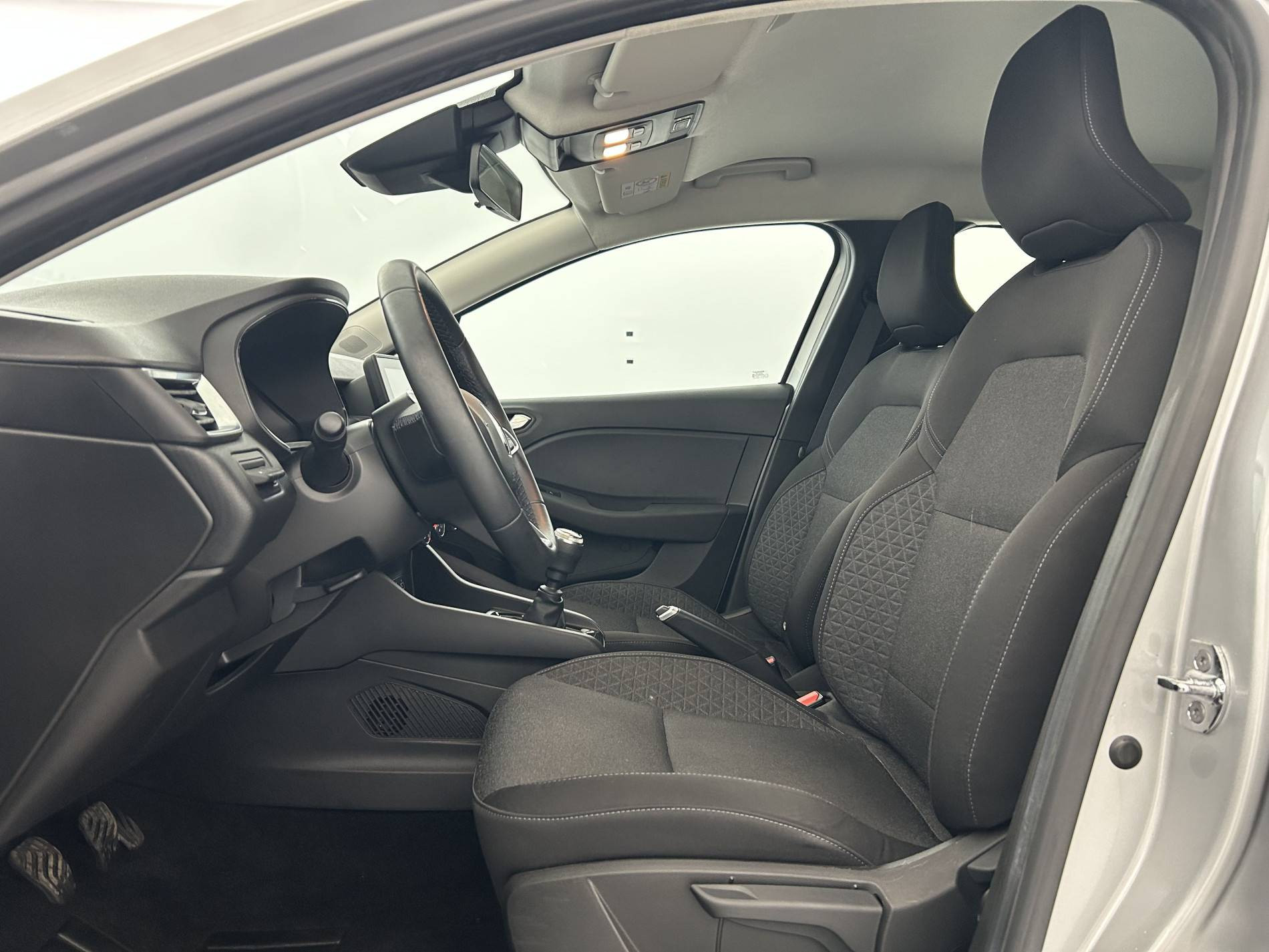 Vente en ligne Renault Clio 5 Clio TCe 90 - 21N au prix de 13 490 €