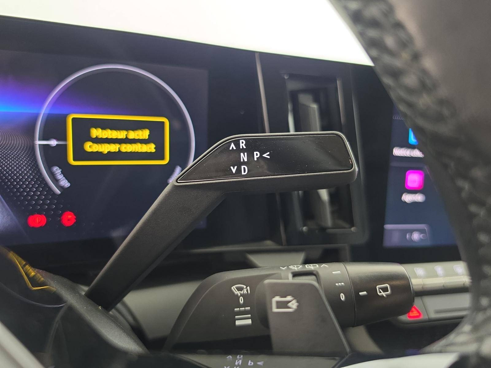 Vente en ligne Renault Megane E-Tech  EV40 130ch standard charge au prix de 21 500 €