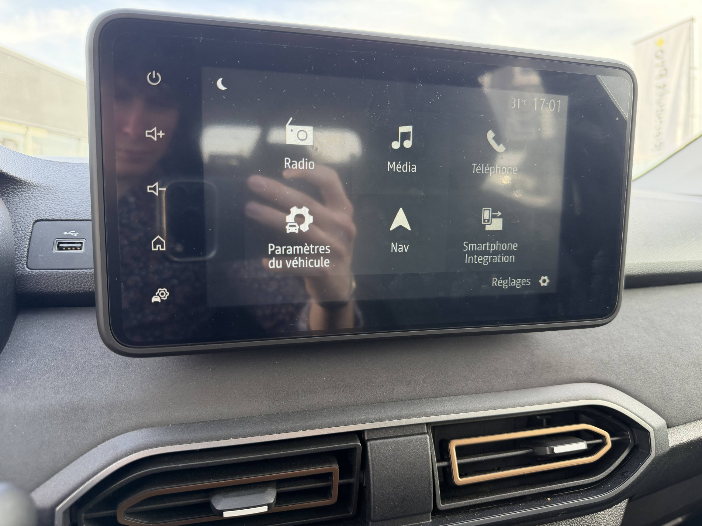 Vente en ligne Dacia Jogger  ECO-G 100 7 places GSR2 au prix de 21 290 €