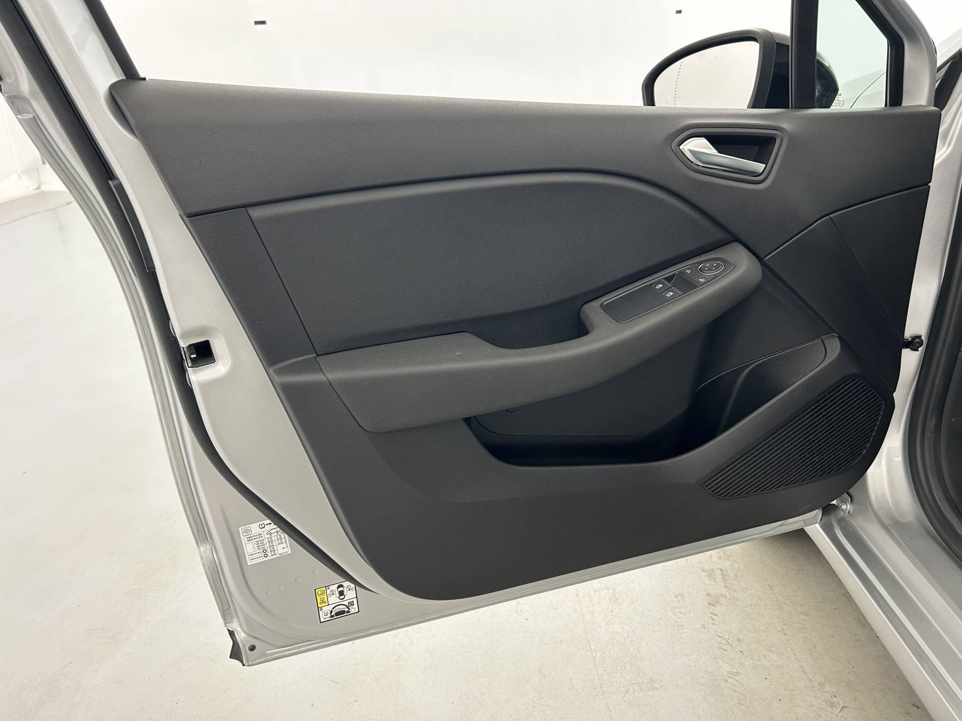 Vente en ligne Renault Clio 5 Clio TCe 90 au prix de 13 990 €