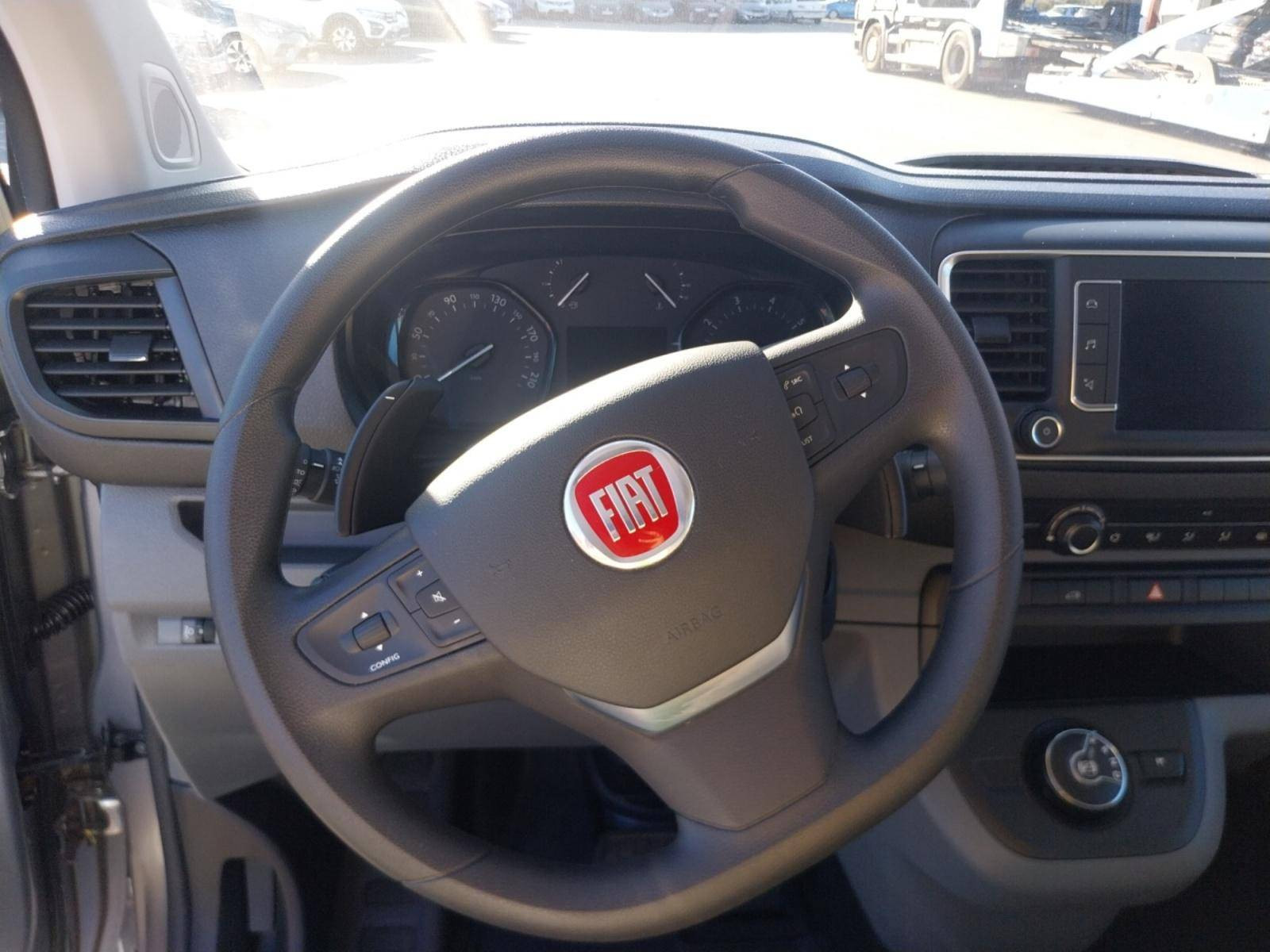 Vente en ligne Fiat Scudo  2.0 MULTIJET 180 BVA STANDARD au prix de 25 990 €