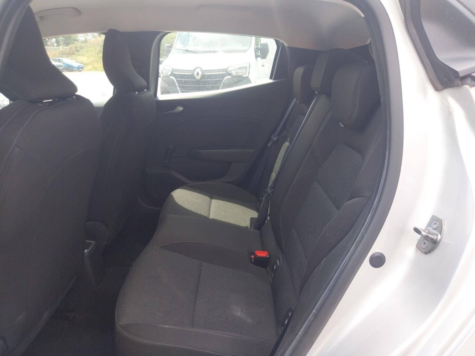 Vente en ligne Renault Clio 5 Clio TCe 90 au prix de 13 290 €
