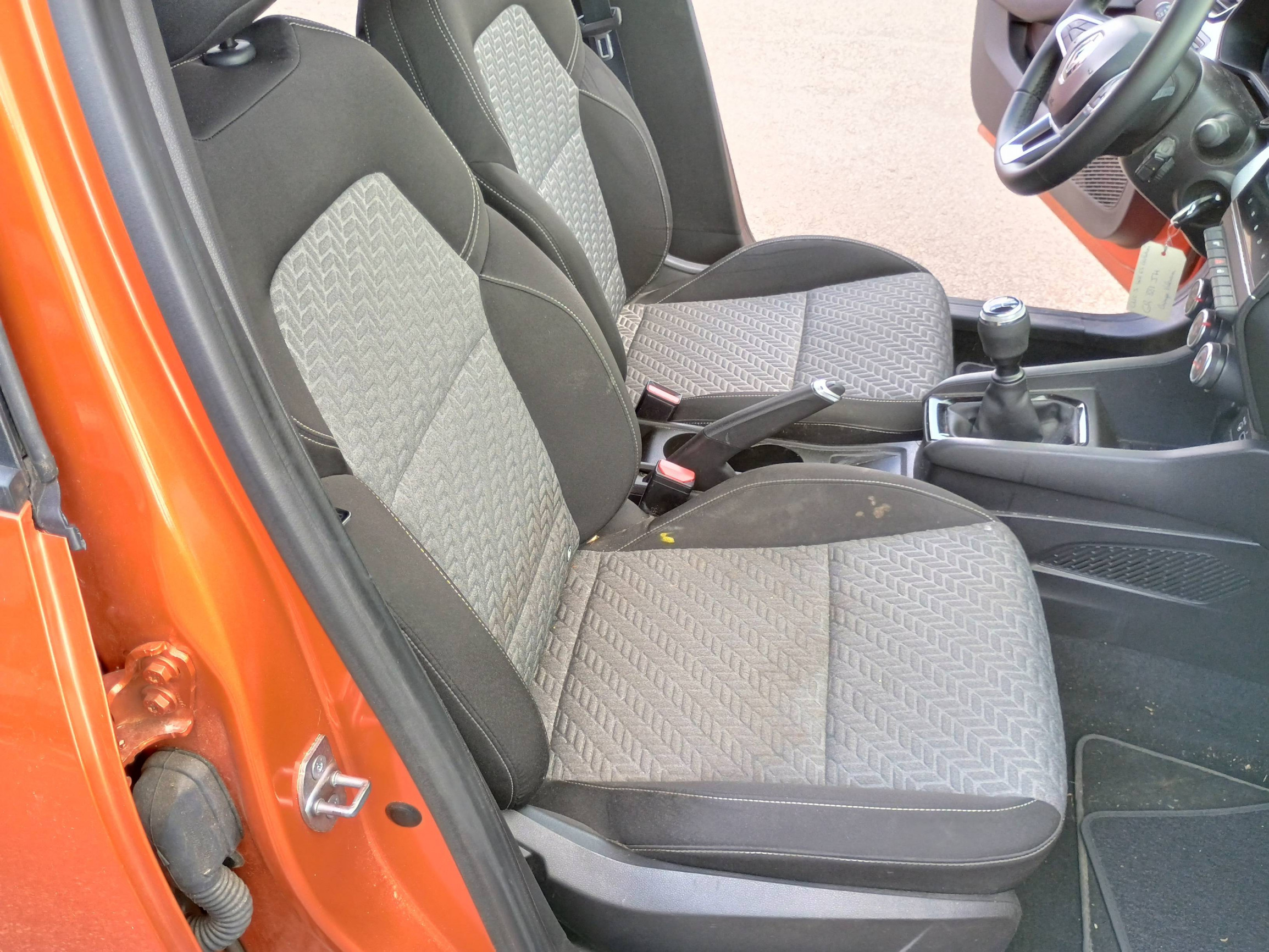 Vente en ligne Renault Clio 5 ECOLUTION SCE 65 CH au prix de 14 491 €